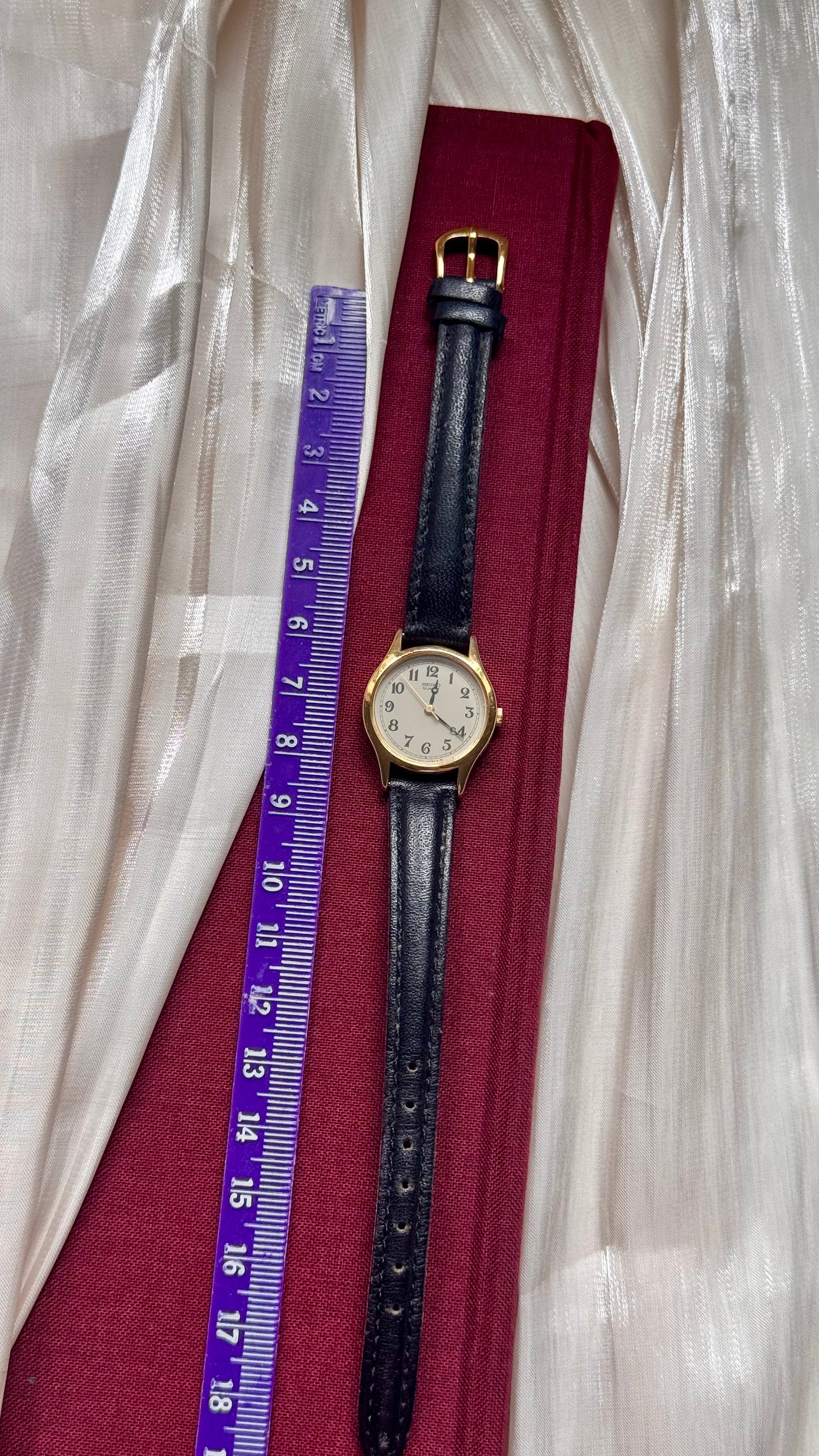 Seiko Vintage Watch 1994 - Original Buckle and Leather
