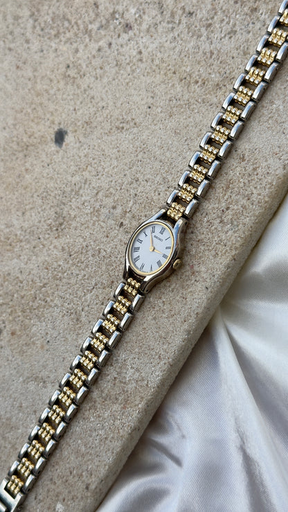 1990 Seiko Vintage Watch Oval Dial