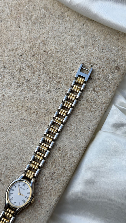1990 Seiko Vintage Watch Oval Dial