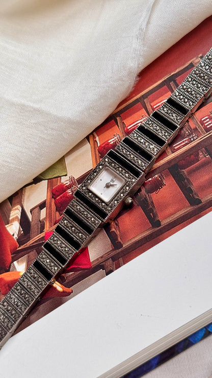 Heel Vintage Watch - Onyx with Marcasite