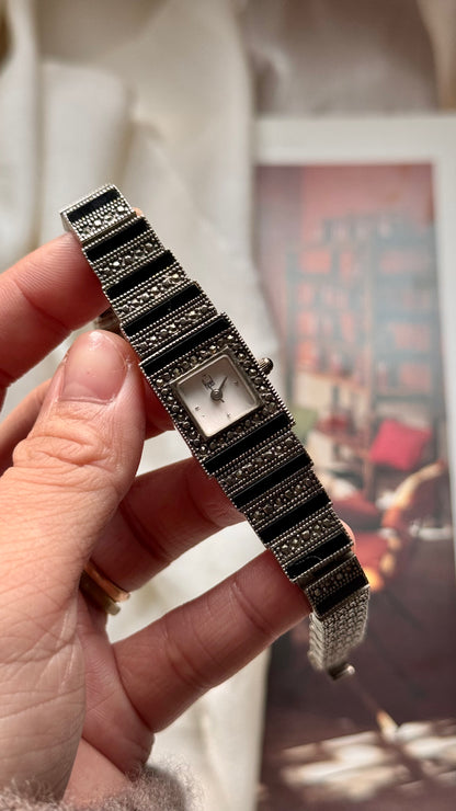 Heel Vintage Watch - Onyx with Marcasite