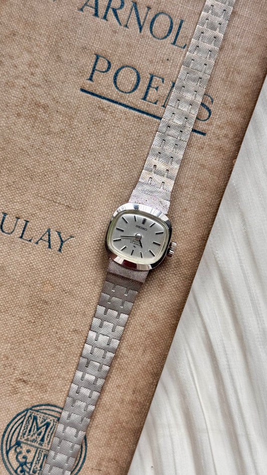 Seiko Manual Wind Watch, White Gold Plated Plated Case 1971