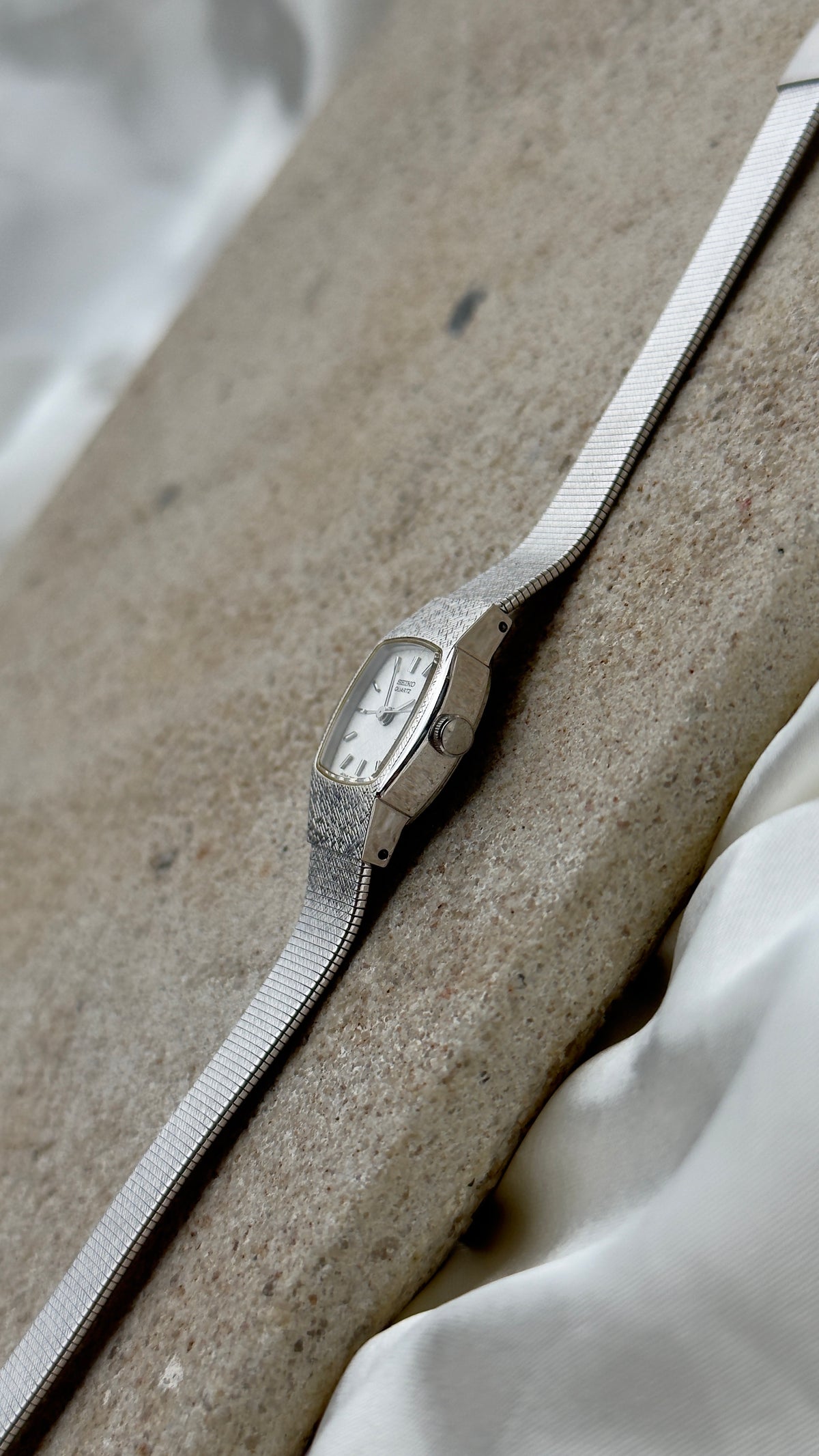 Mint 1985 Vintage Seiko Watch - White Gold Plated