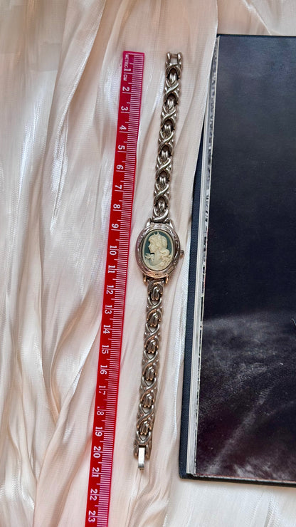 Valentino Michelle Cameo Peekaboo vintage ladies watch