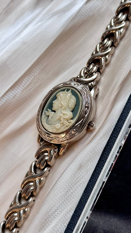 Valentino Michelle Cameo Peekaboo vintage ladies watch