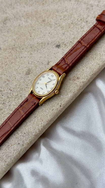 Seiko Vintage Watch 1994 - Oval face, gold-plated, handmade leather