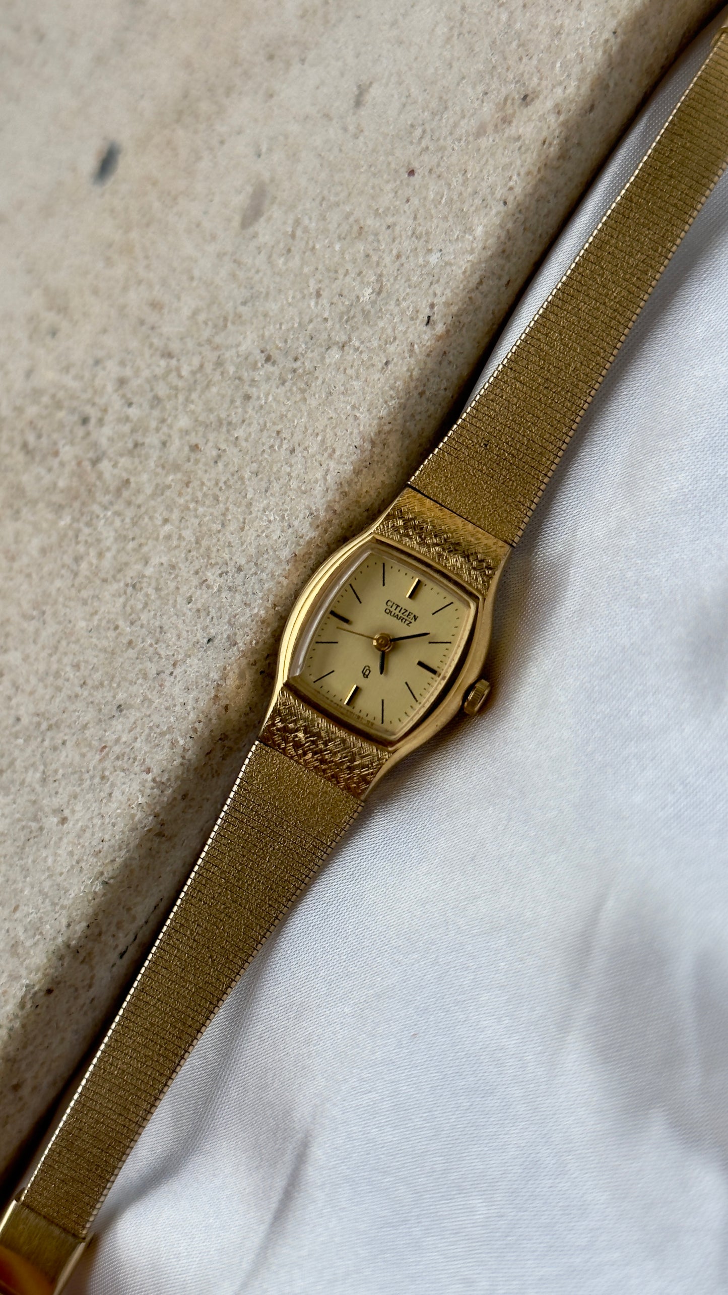 1982 Classic Citizen Vintage Watch - 18ct Gold Plated