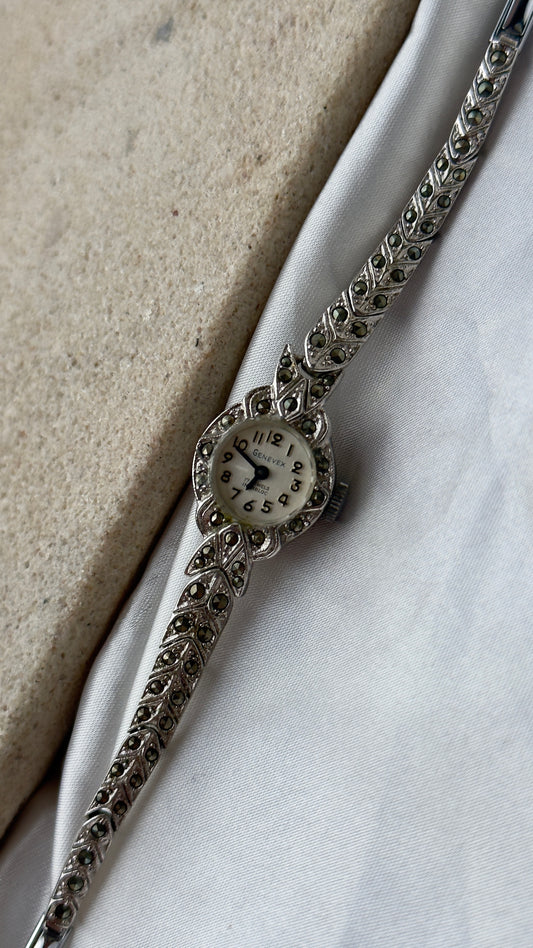 Genevex Incabloc Vintage Watch 1970s - Manual Wind