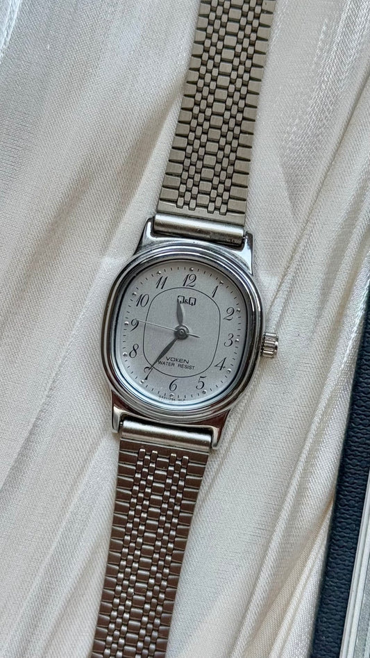 Citizen Q&Q vintage watch