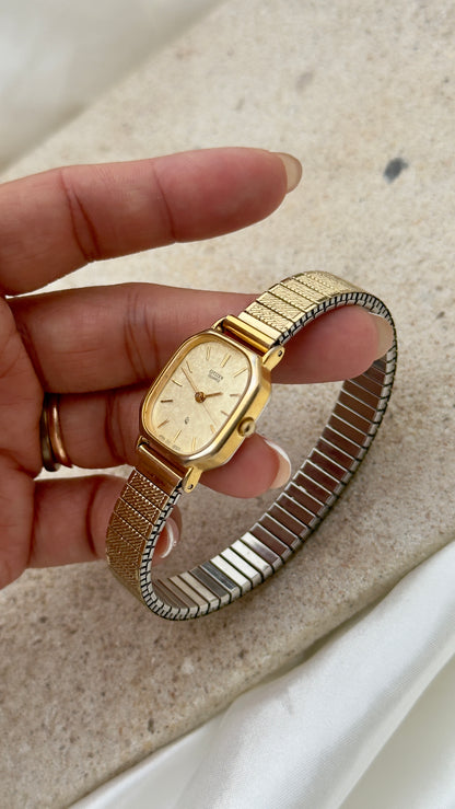Citizen Vintage Watch 1986 - Cushion case champagne dial, stretch band