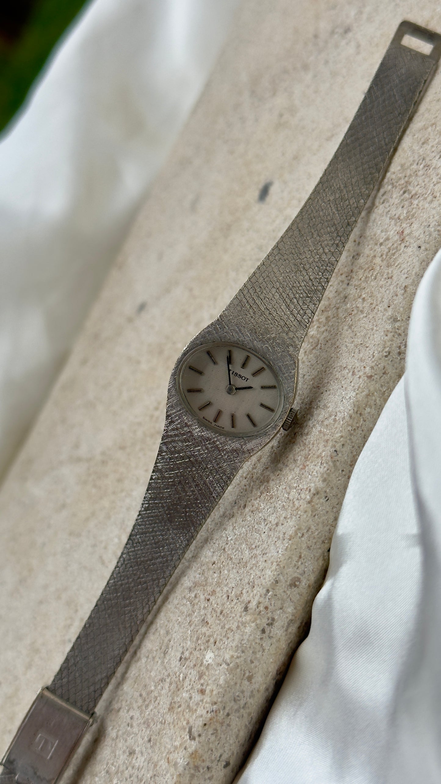Tissot Vintage Watch 1970s - Manual Wind