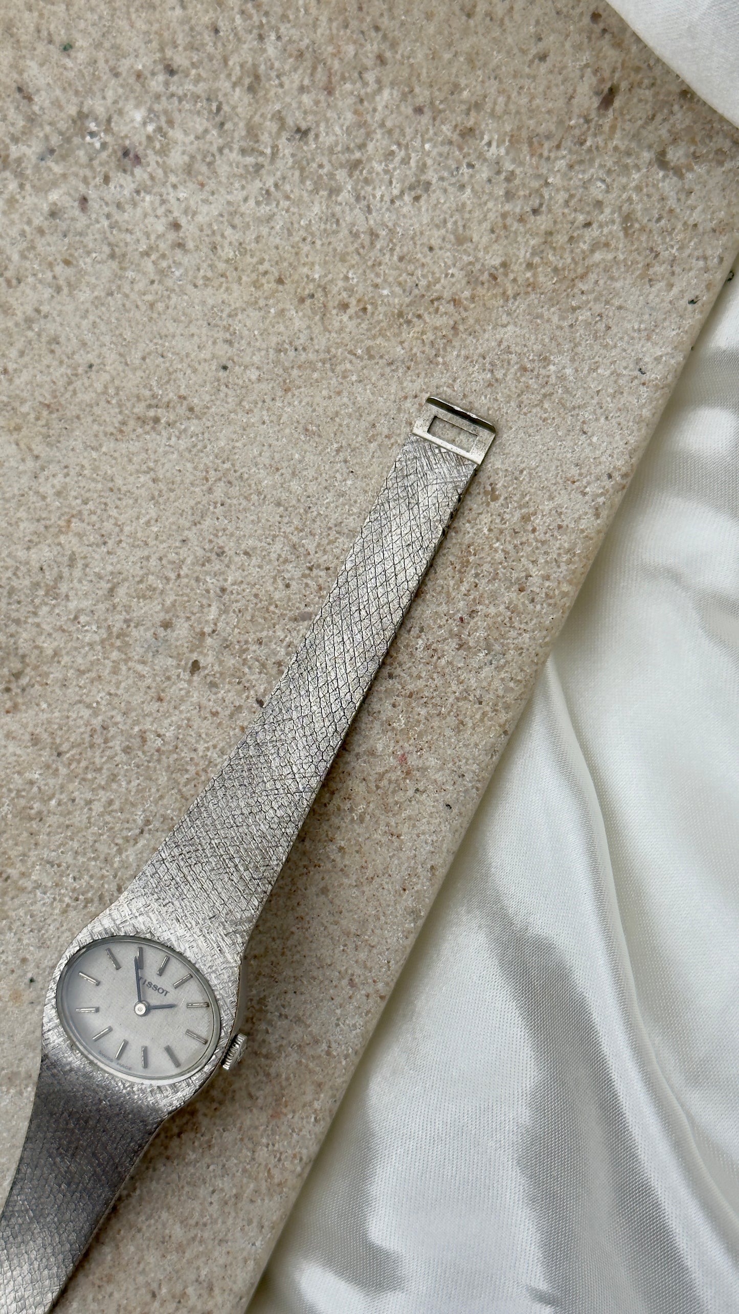 Tissot Vintage Watch 1970s - Manual Wind