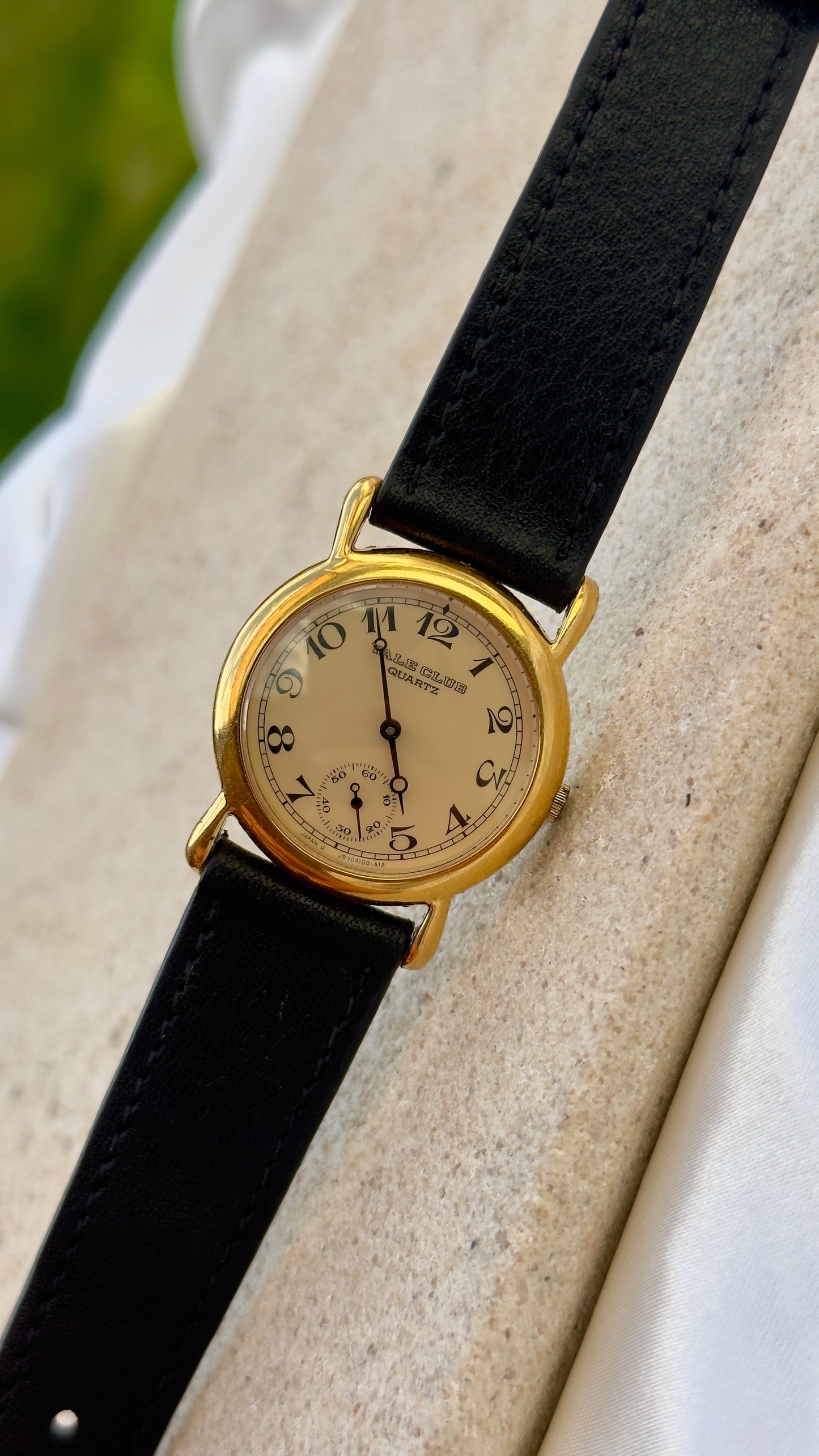 ORIENT Vintage Watch 1980s - gold plated, handmade leather