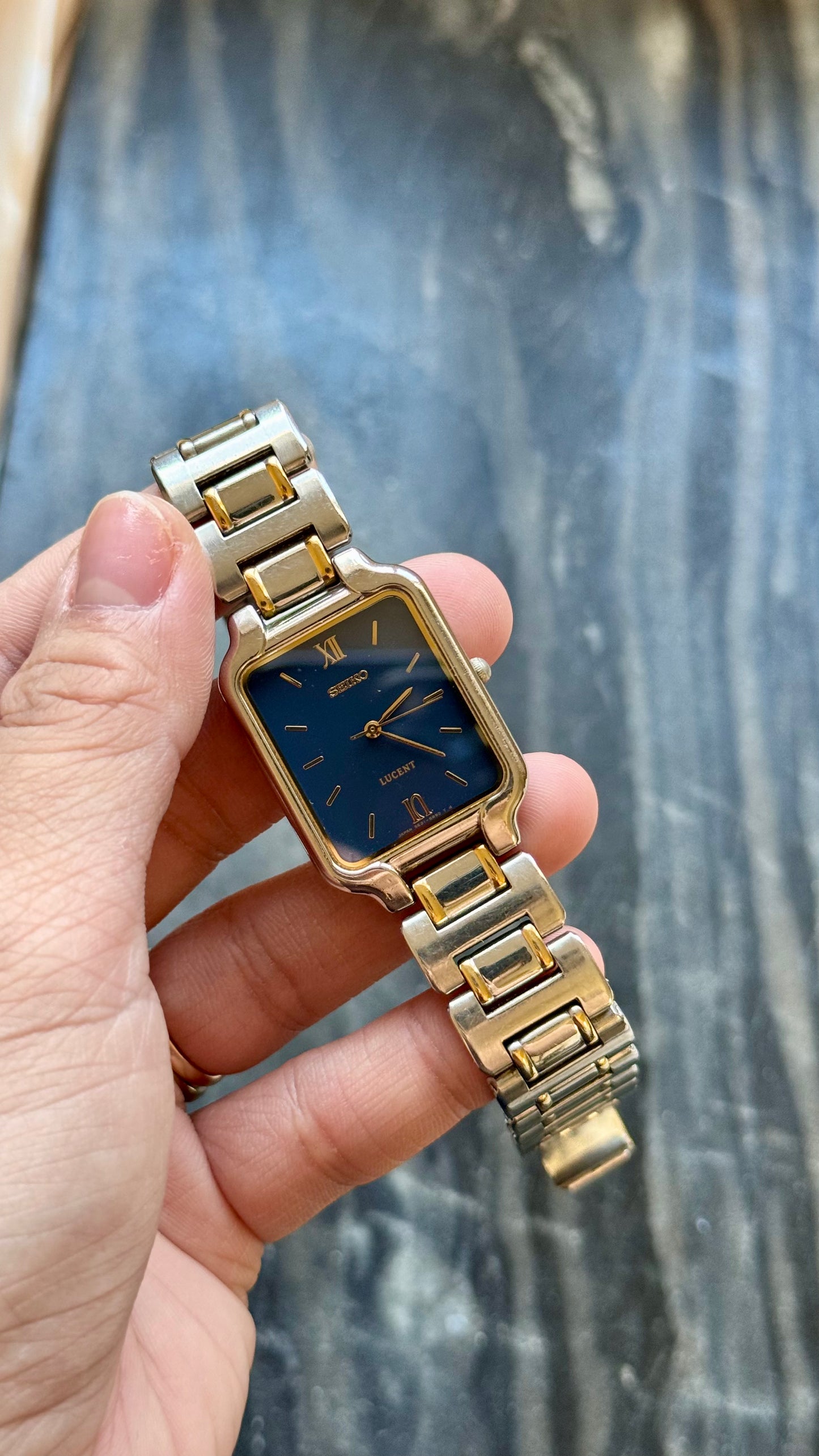 1993 Vintage Seiko Lucent Watch