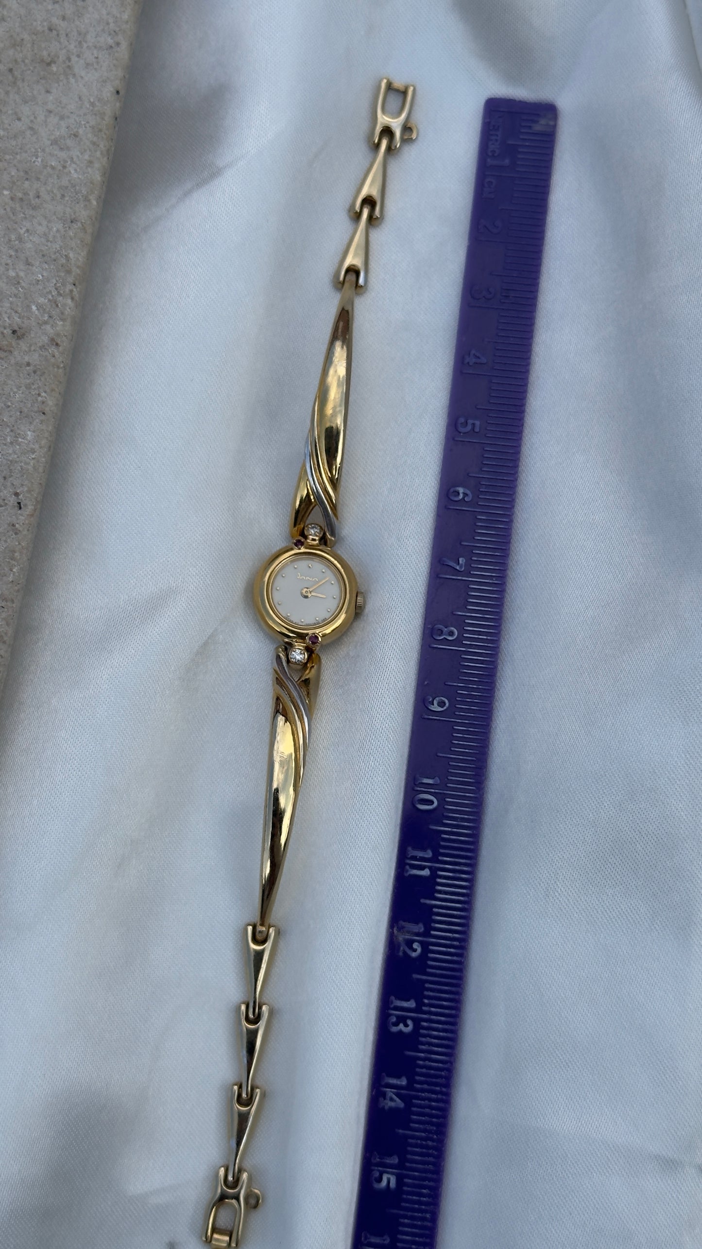 Dana ORIENT Vintage Watch 1990s - Diamonds and Rubies