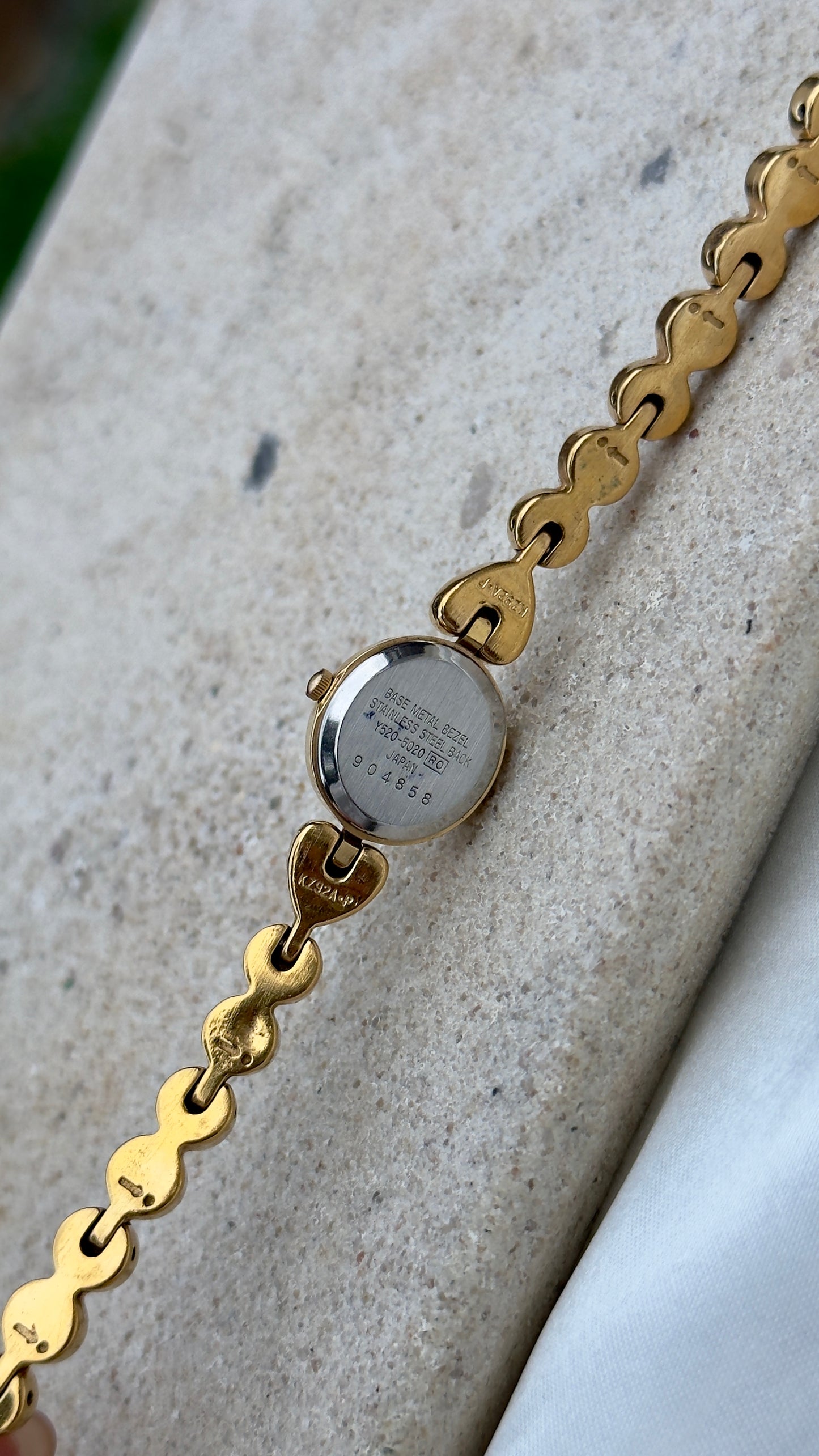1999 Vintage Seiko Alba Watch - Heart bracelet
