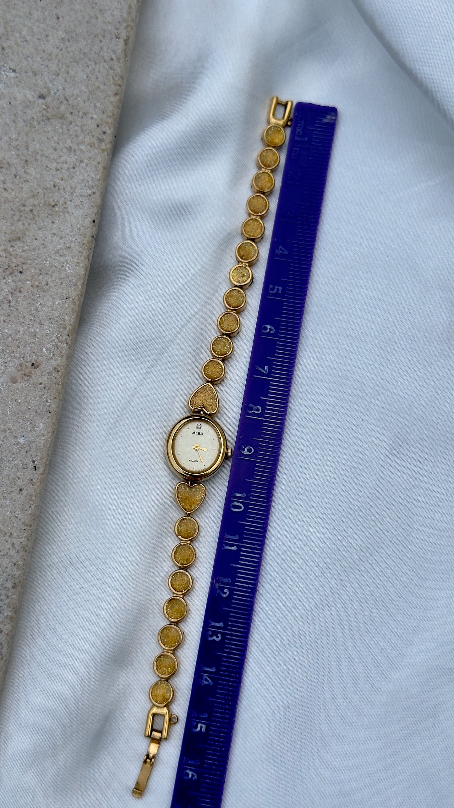1999 Vintage Seiko Alba Watch - Heart bracelet
