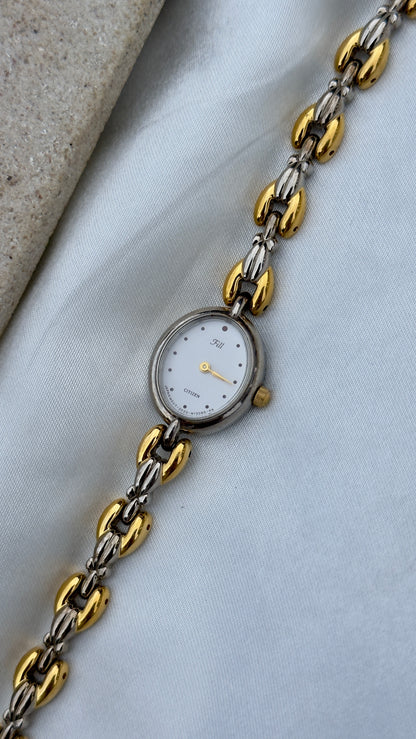 Citizen Fill Vintage Watch 1994 - Oval dial with dainty bracelet