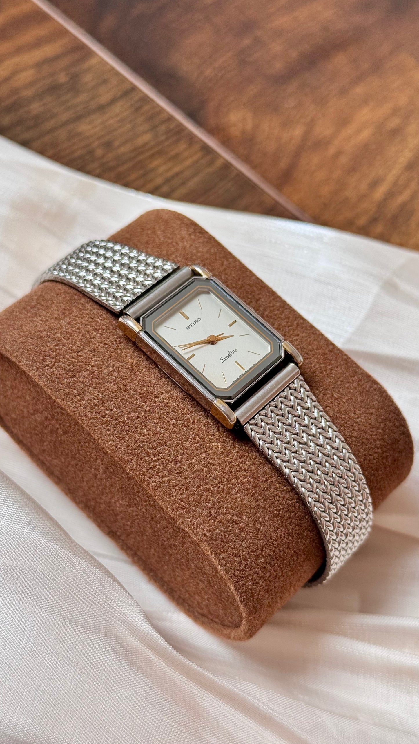 1996 Vintage Seiko Exceline Tank Watch