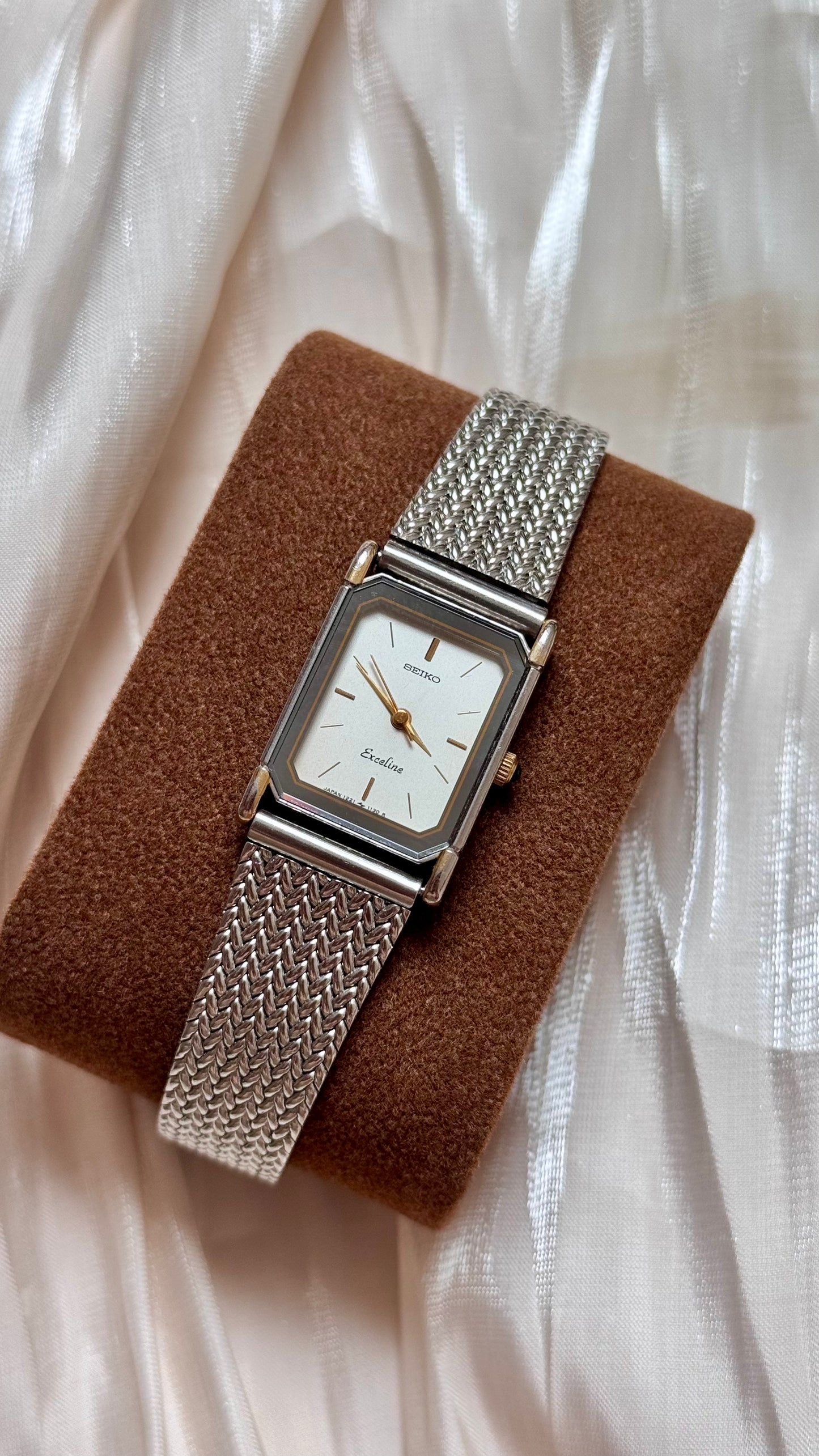 1996 Vintage Seiko Exceline Tank Watch