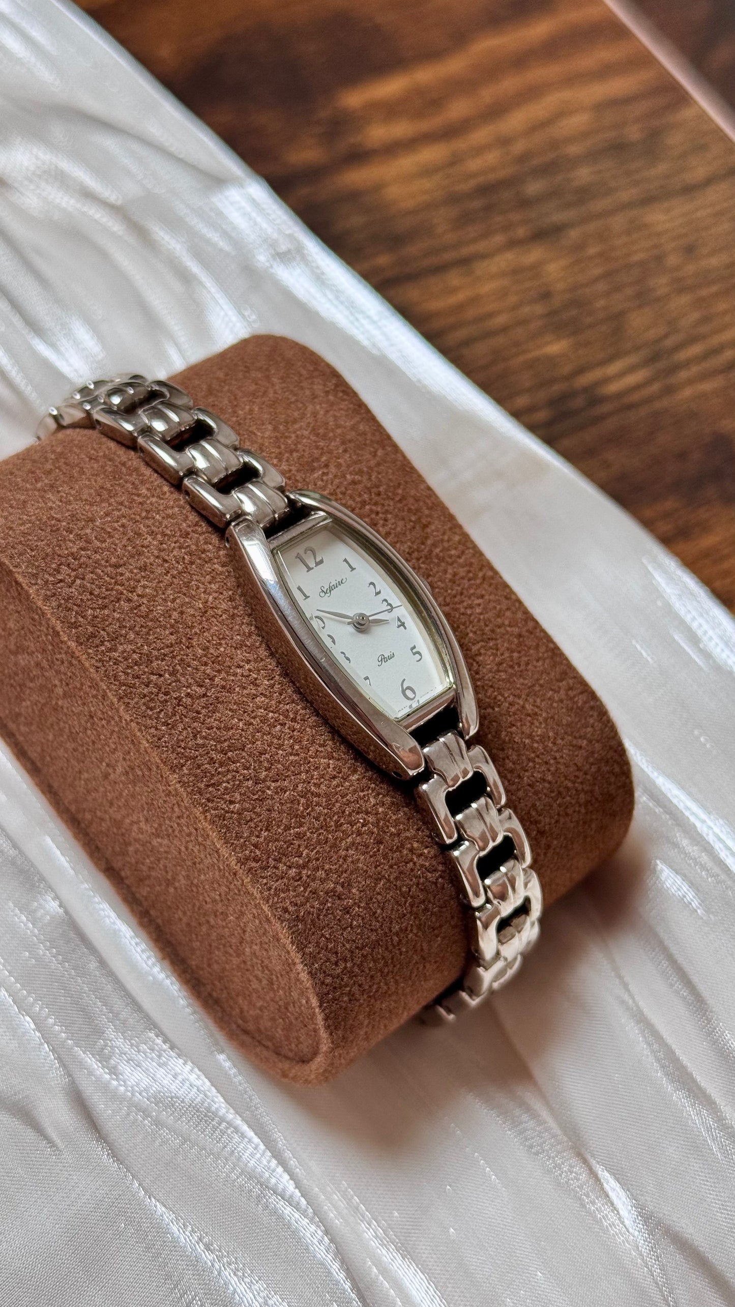 Seiko Alba vintage watch 1990s