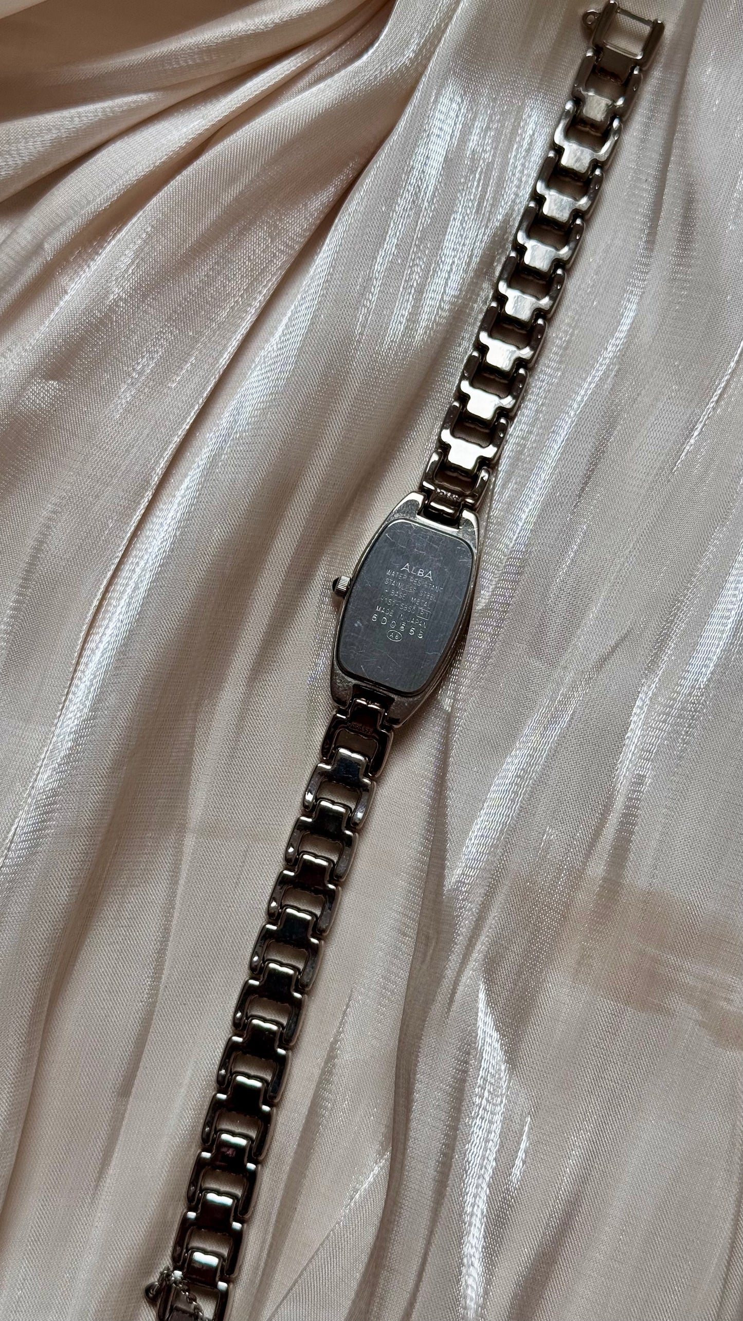 Seiko Alba vintage watch 1990s