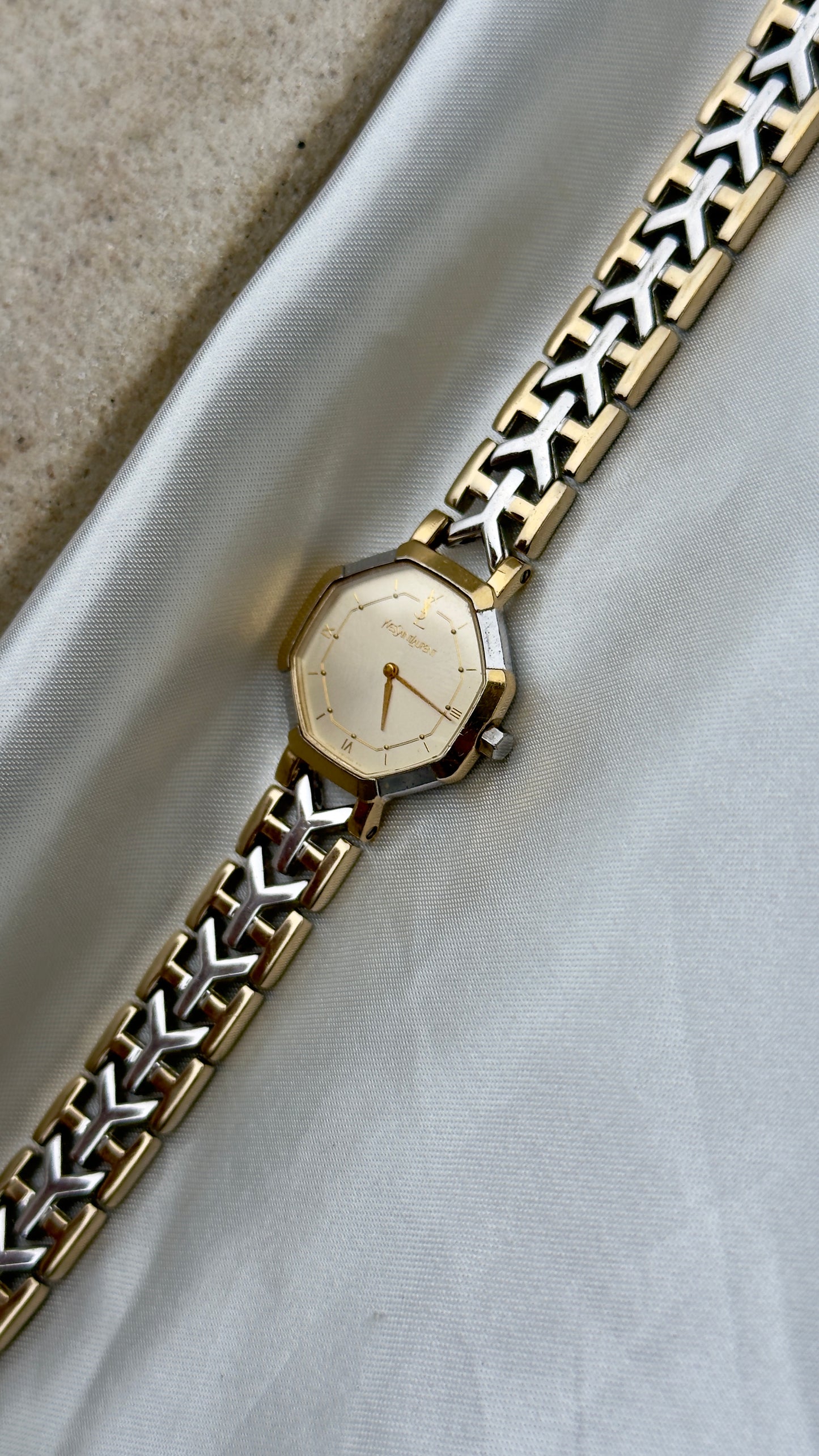 Classic Yves Saint Laurent vintage watch (YSL) 1990 - near mint