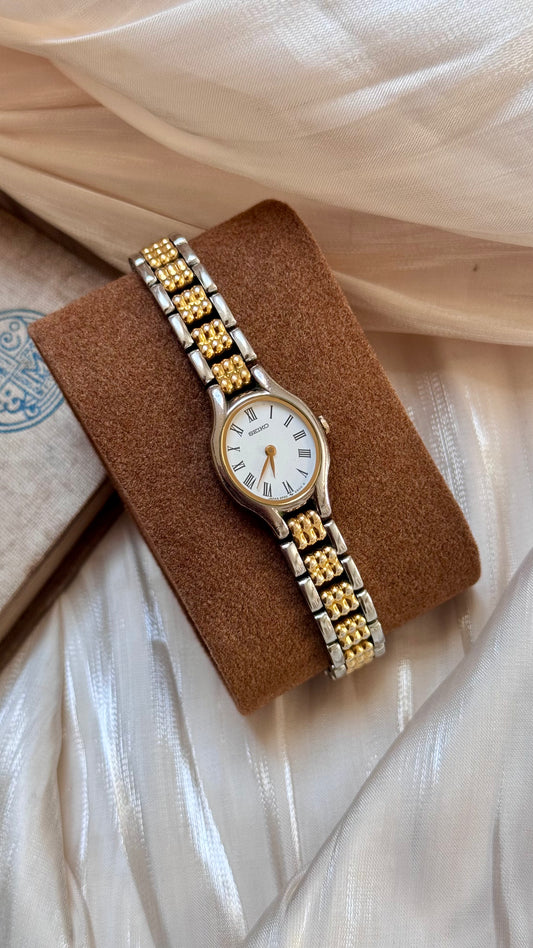 2000 Vintage Seiko Watch - Oval Dial