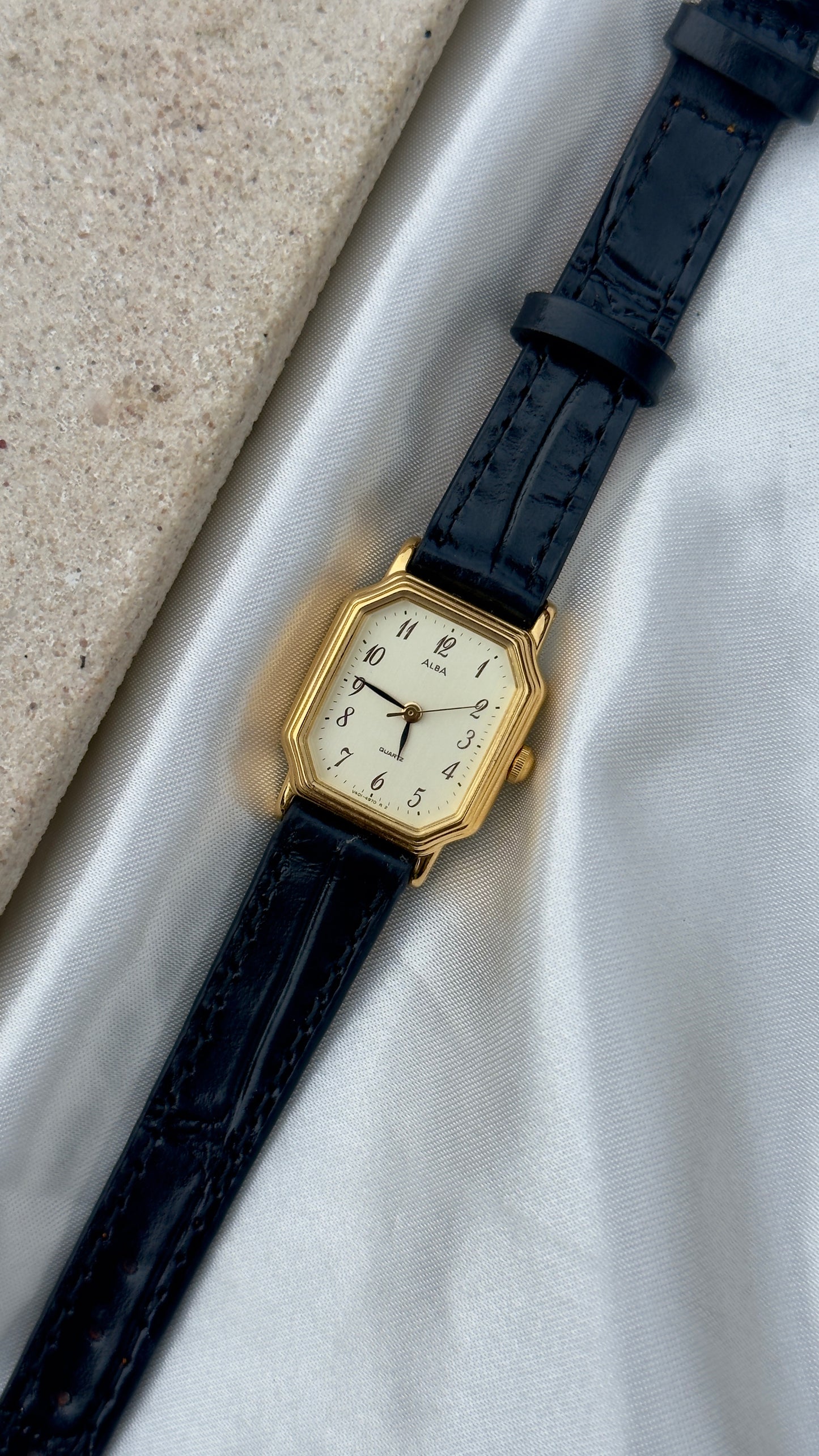 Vintage Seiko Alba Watch 1995