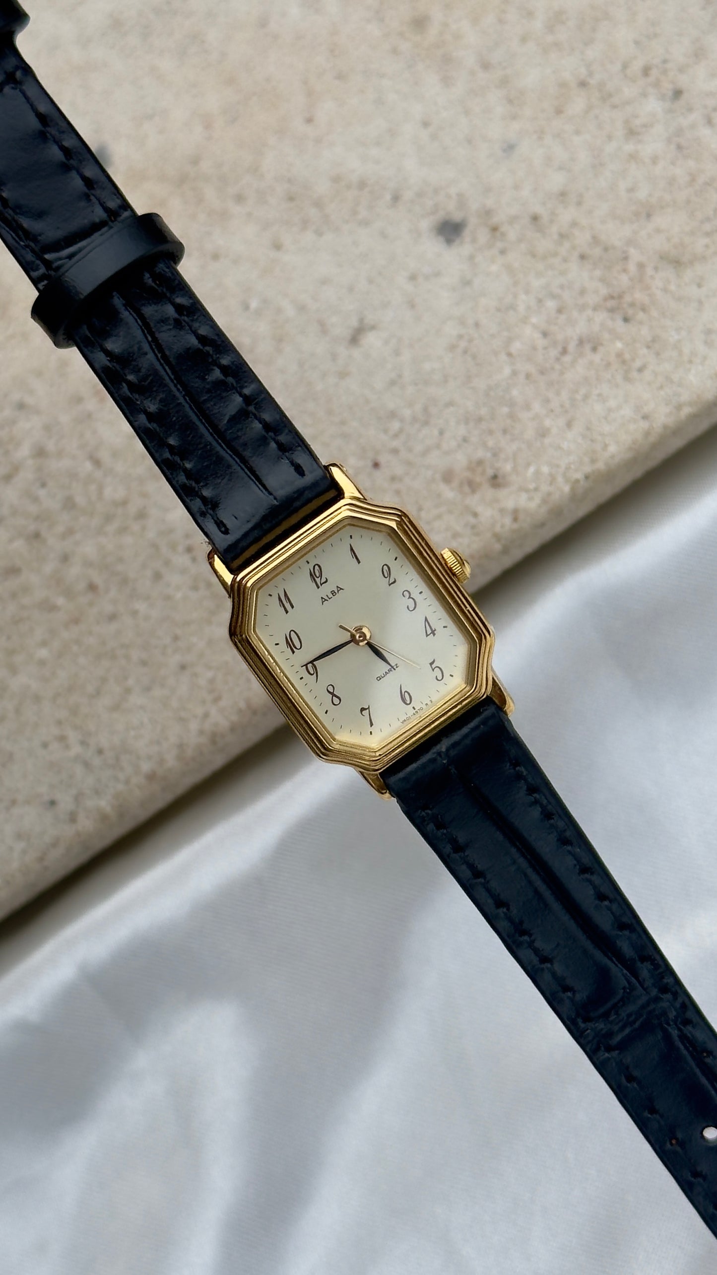 Vintage Seiko Alba Watch 1995