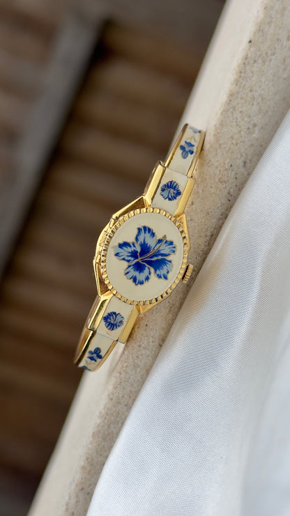 Andre Mouche Peekaboo vintage watch
