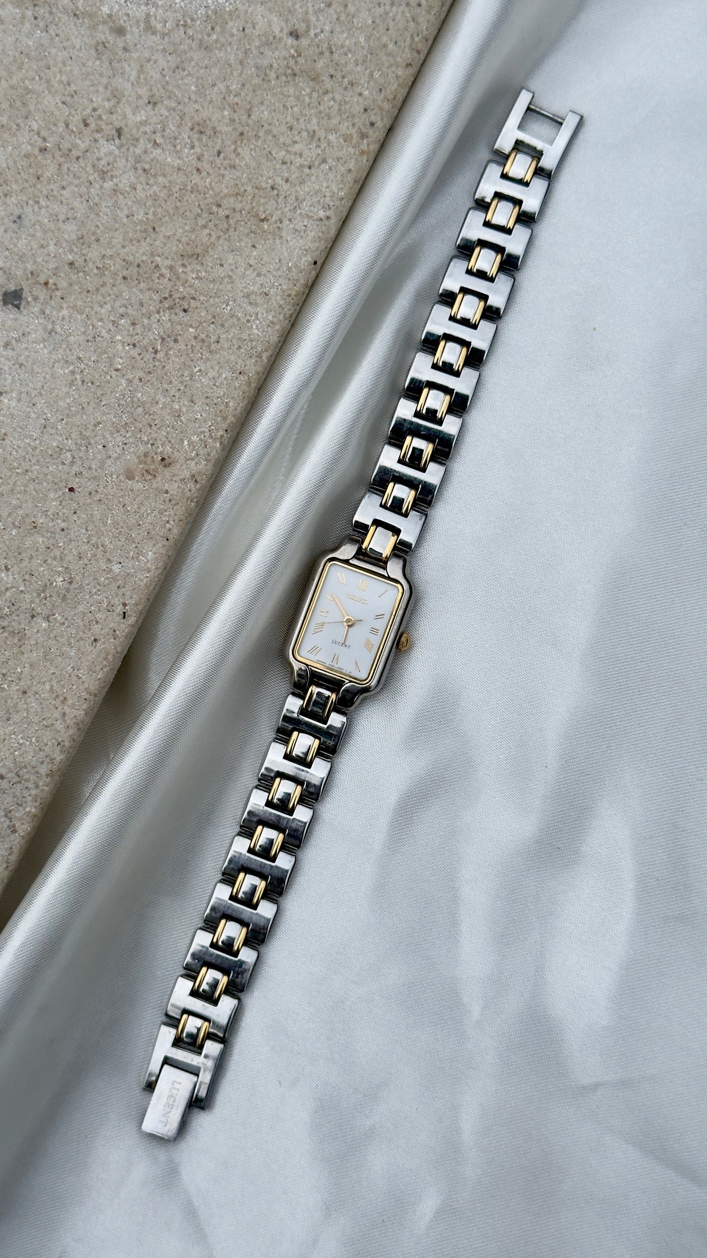 Near Mint Seiko Lucent Vintage Watch 1993