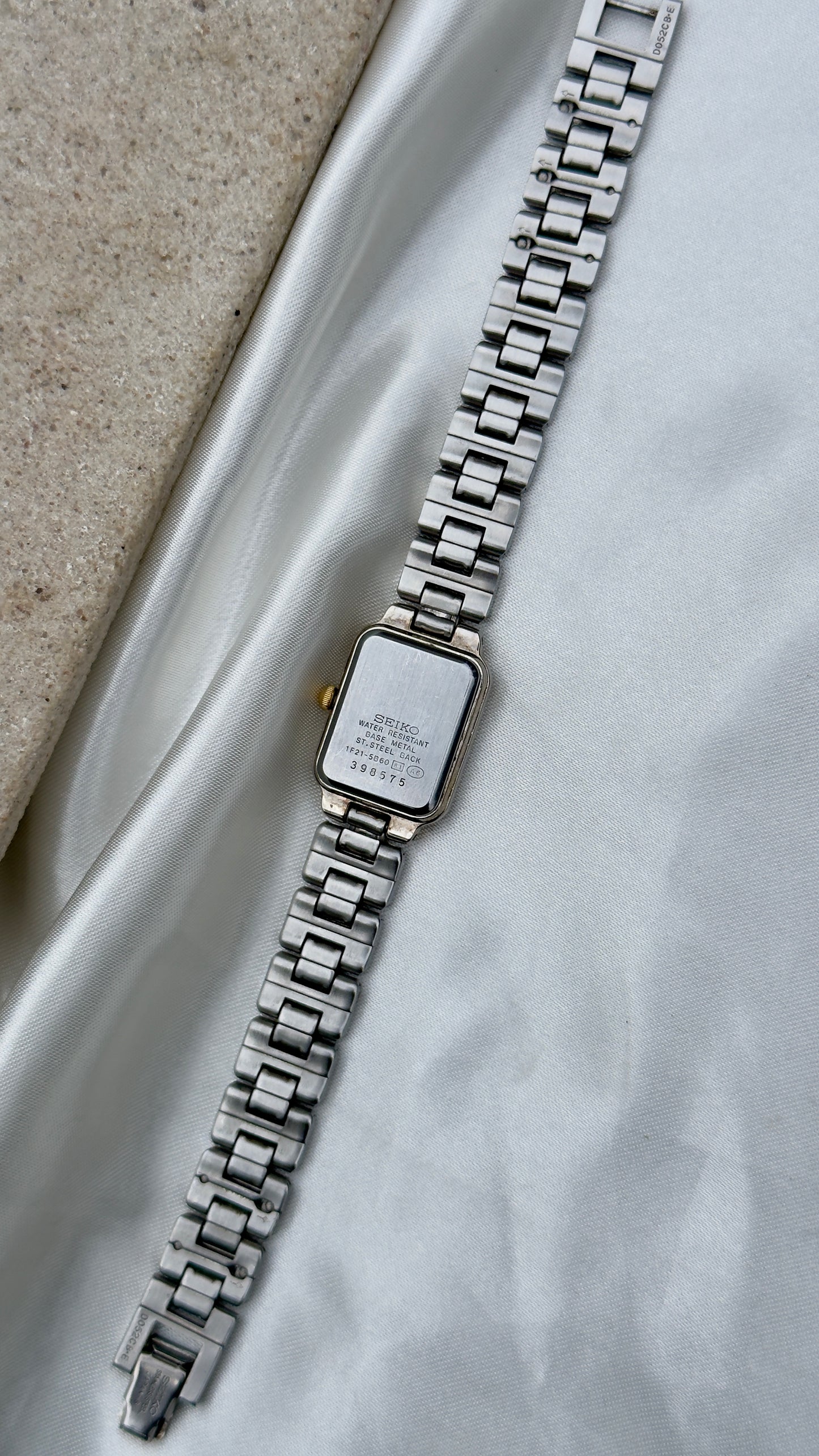 Near Mint Seiko Lucent Vintage Watch 1993