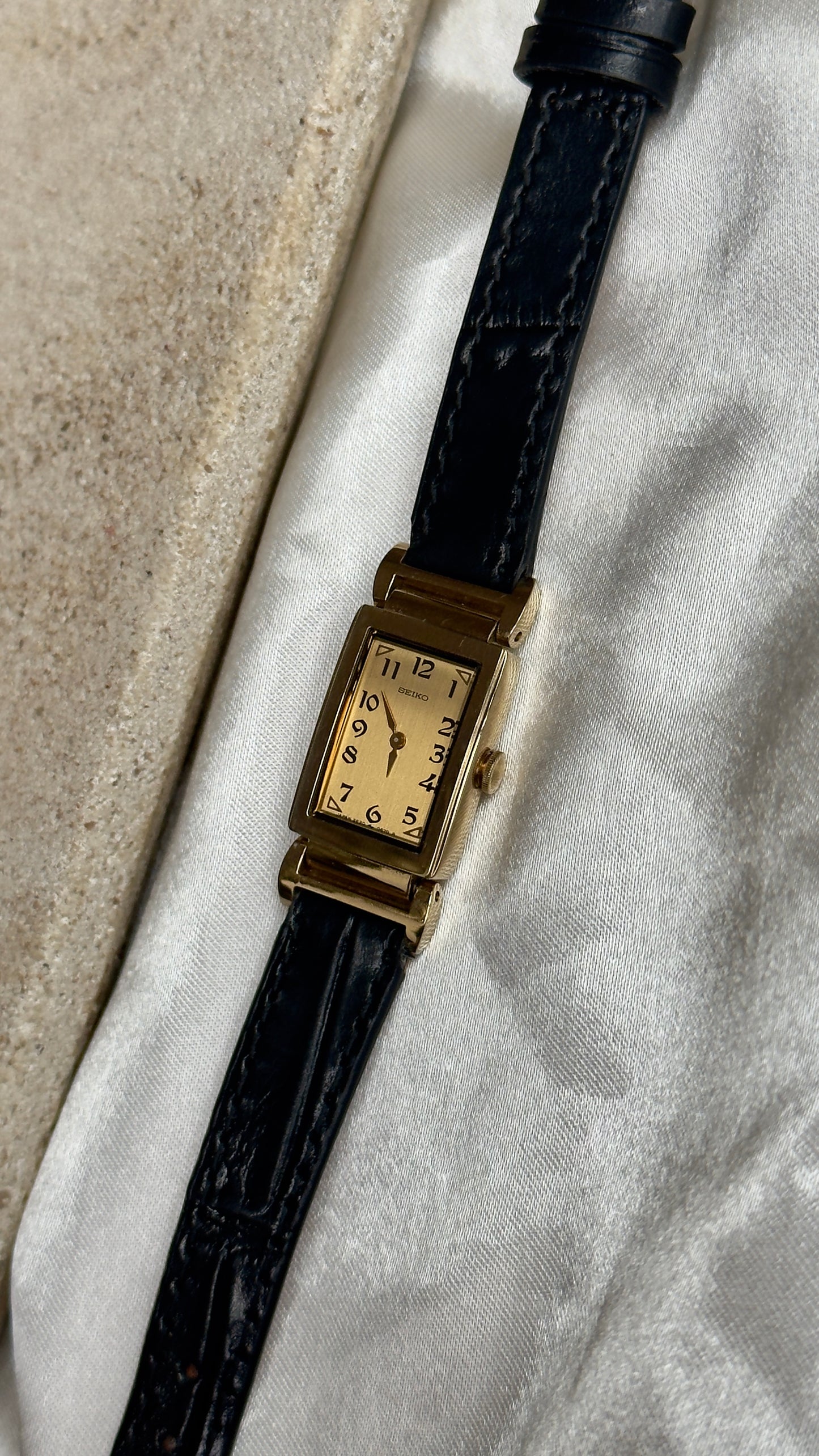Super Rare Vintage Seiko Tank Watch 1995