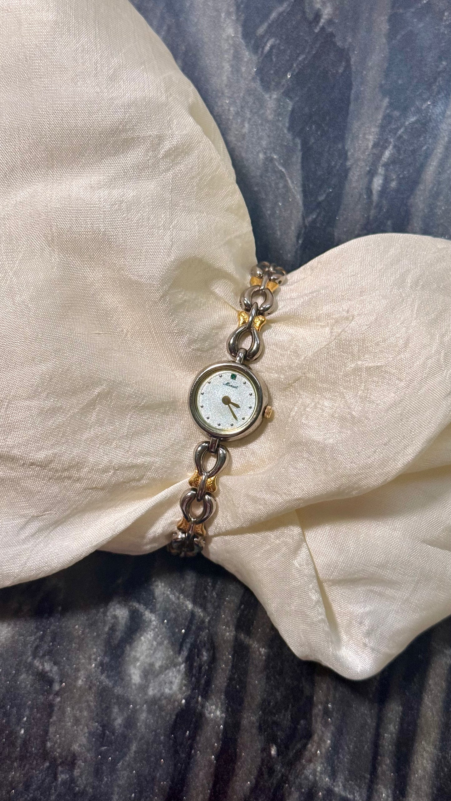 Dainty Watch Collection 1990s