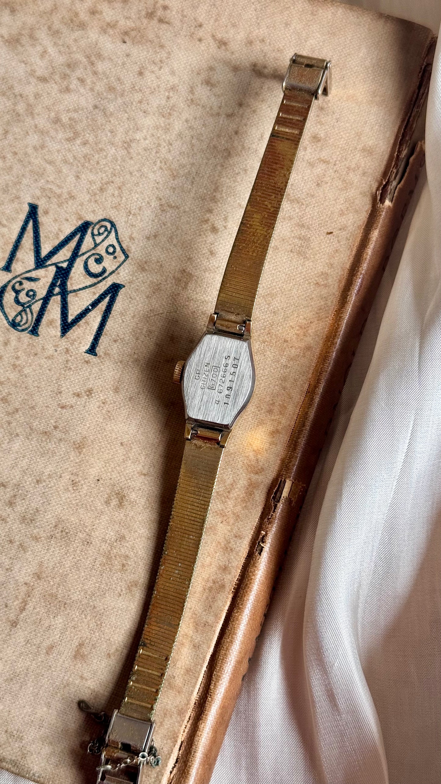Super Rare 1970s Citizen Manual vintage watch - gold plated