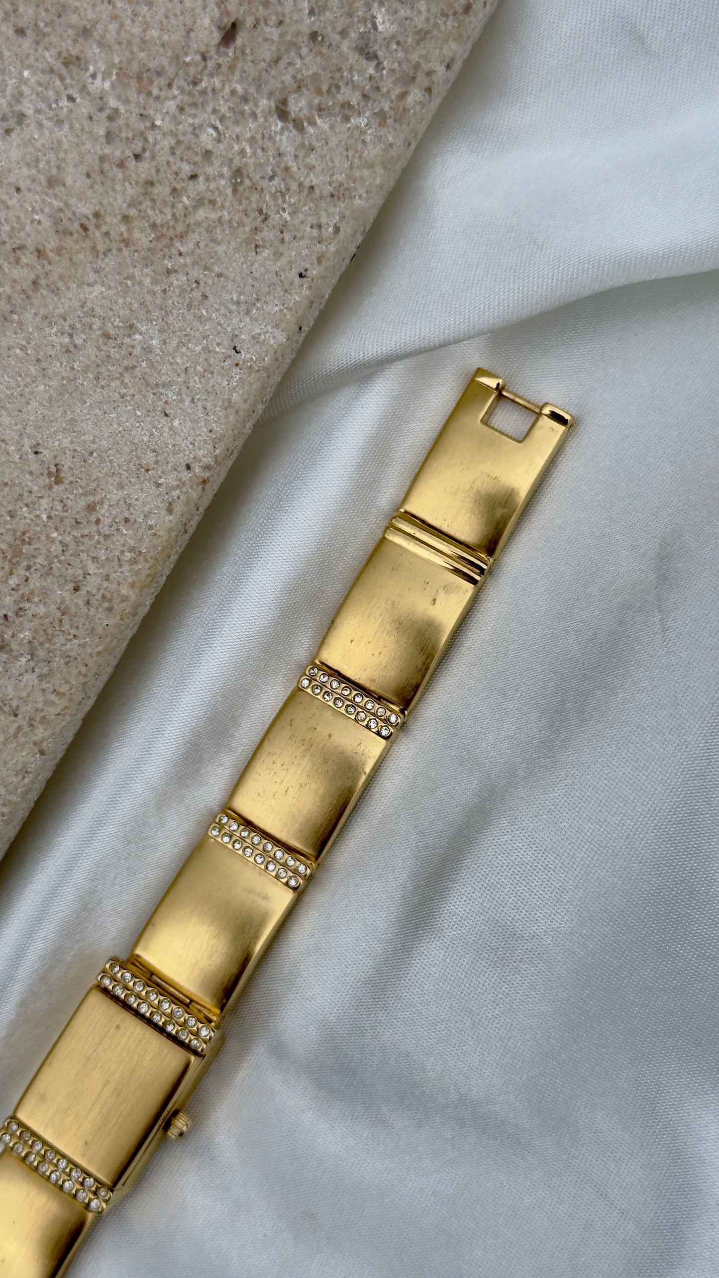 Vintage Peek-a-boo Heel Watch
