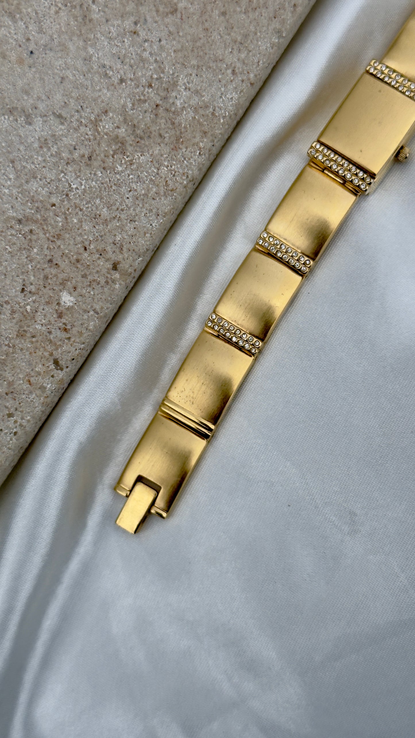 Vintage Peek-a-boo Heel Watch
