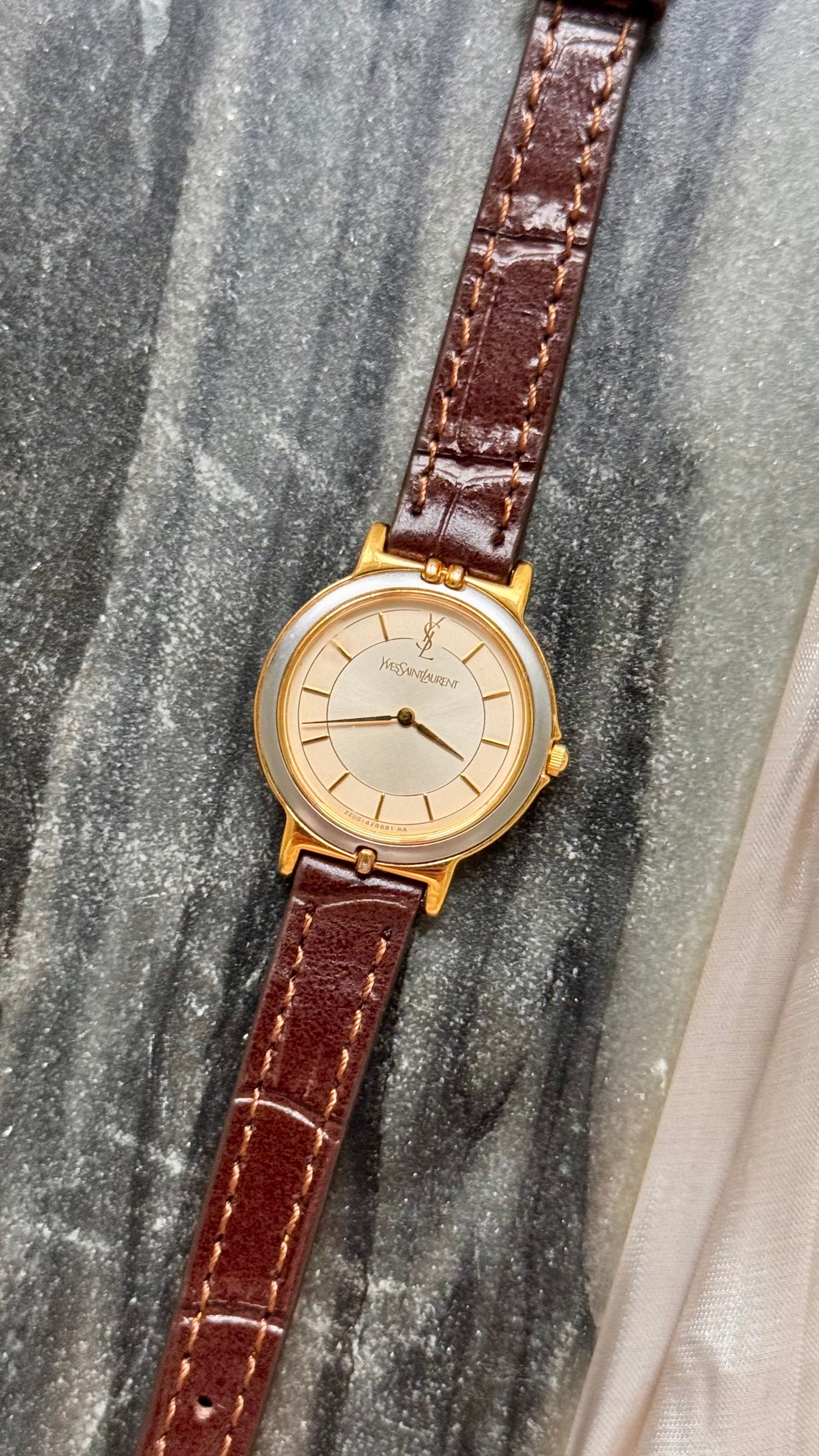 Yves Saint Laurent vintage watch (YSL) 1990s - Bespoke genuine leather