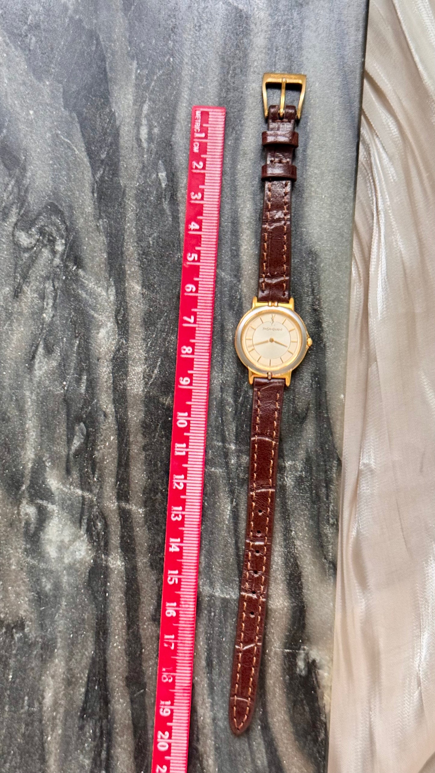 Yves Saint Laurent vintage watch (YSL) 1990s - Bespoke genuine leather