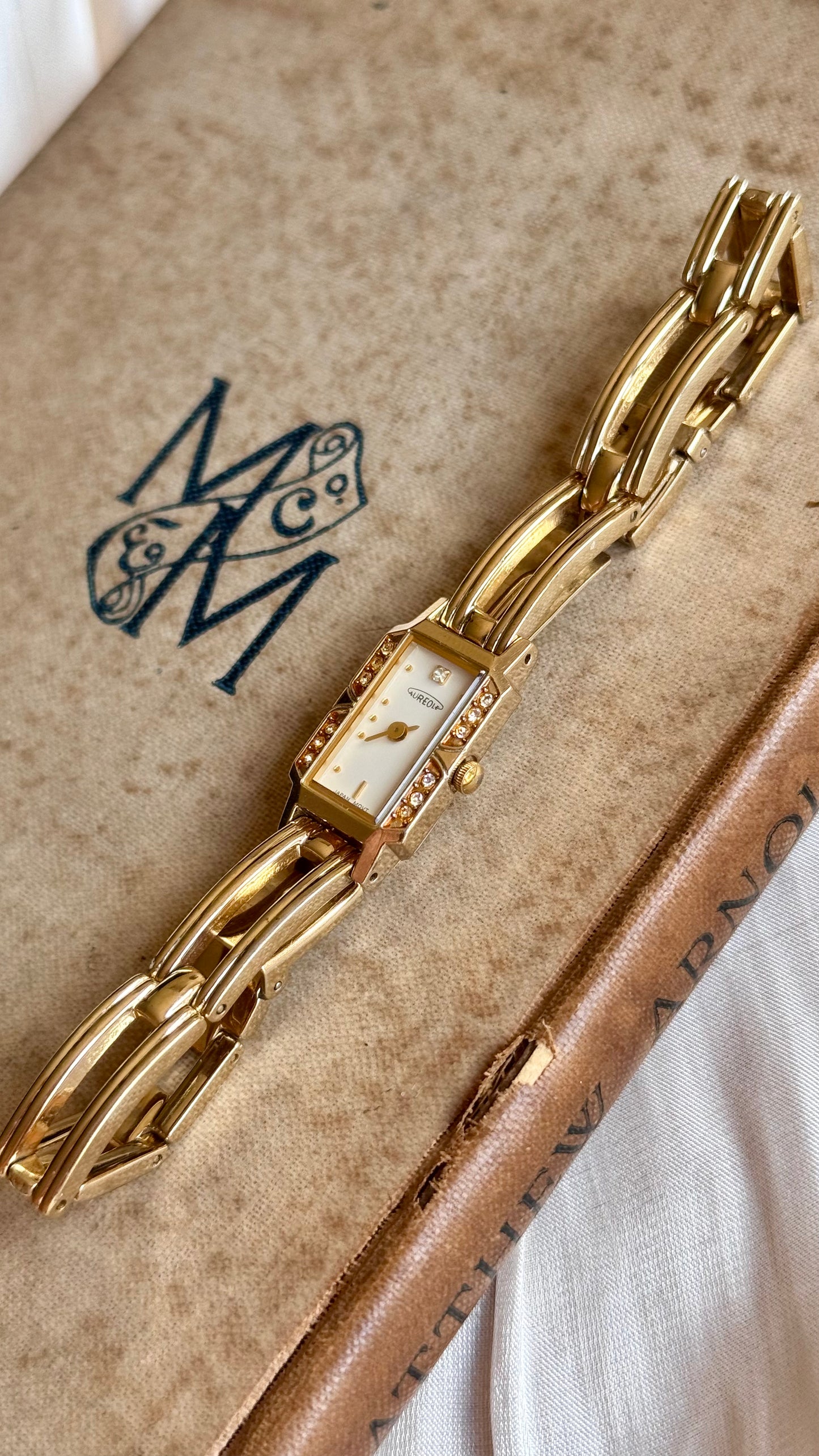 Aureole Vintage Watch - Gold Plated