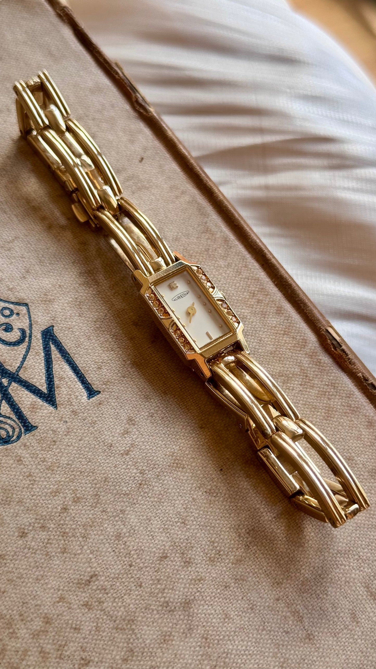 Aureole Vintage Watch - Gold Plated