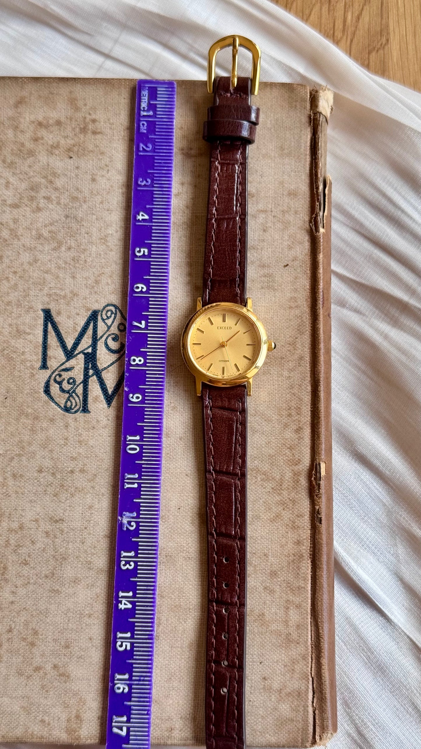 Citizen Exceed vintage watch 1990s