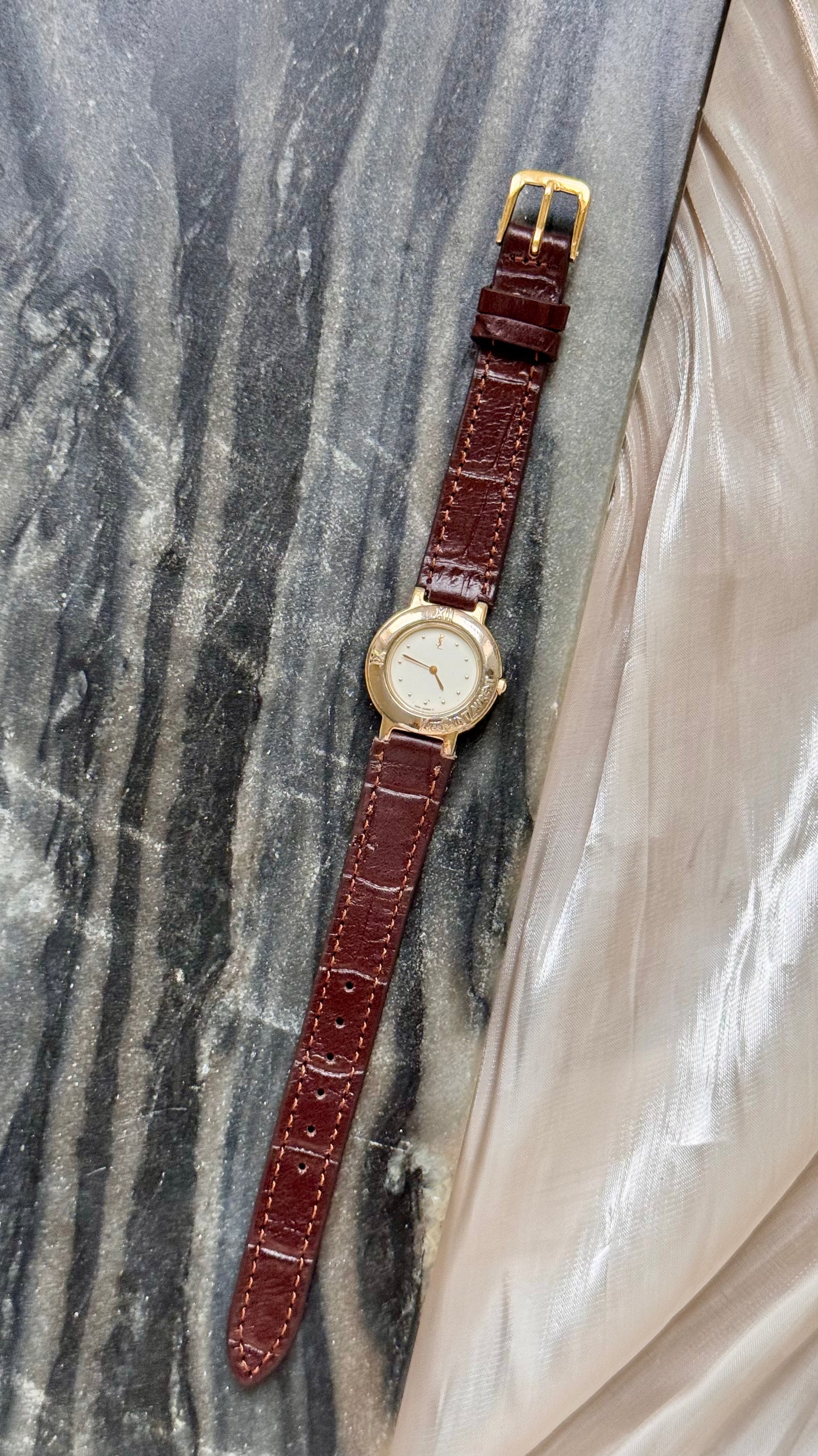 Yves Saint Laurent vintage watch (YSL) 1990s - Bespoke genuine leather