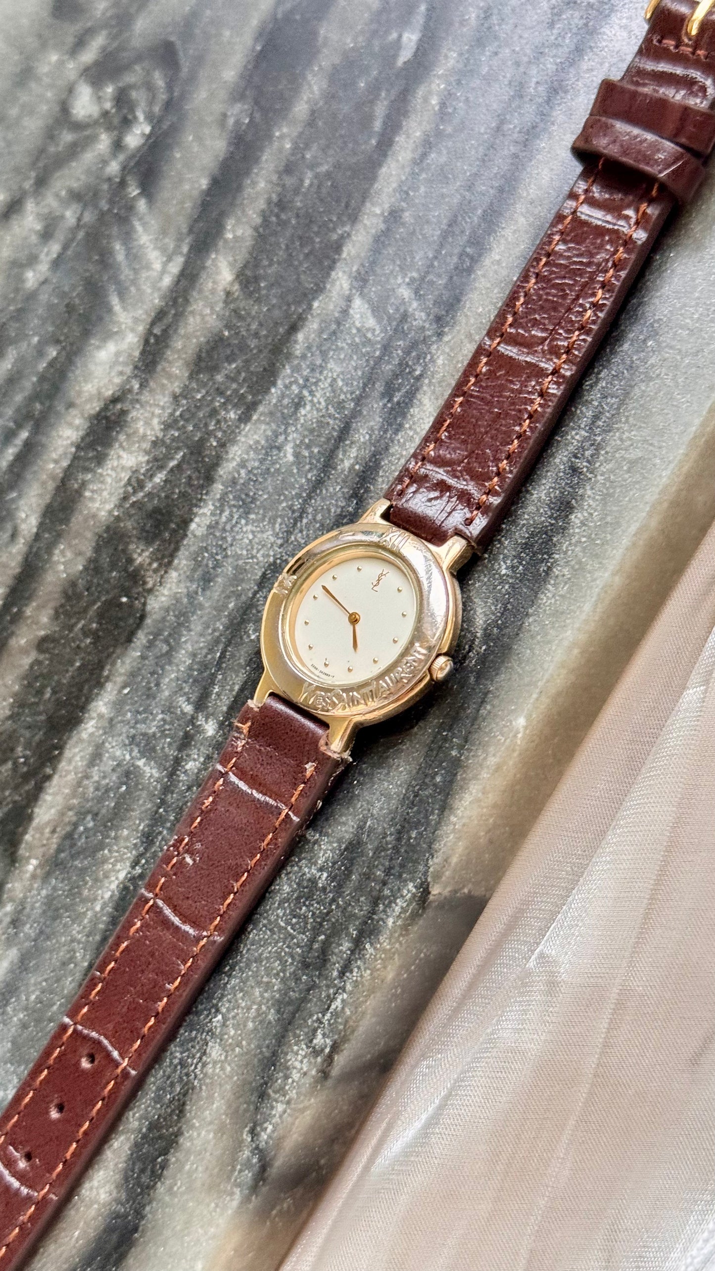 Yves Saint Laurent vintage watch (YSL) 1990s - Bespoke genuine leather