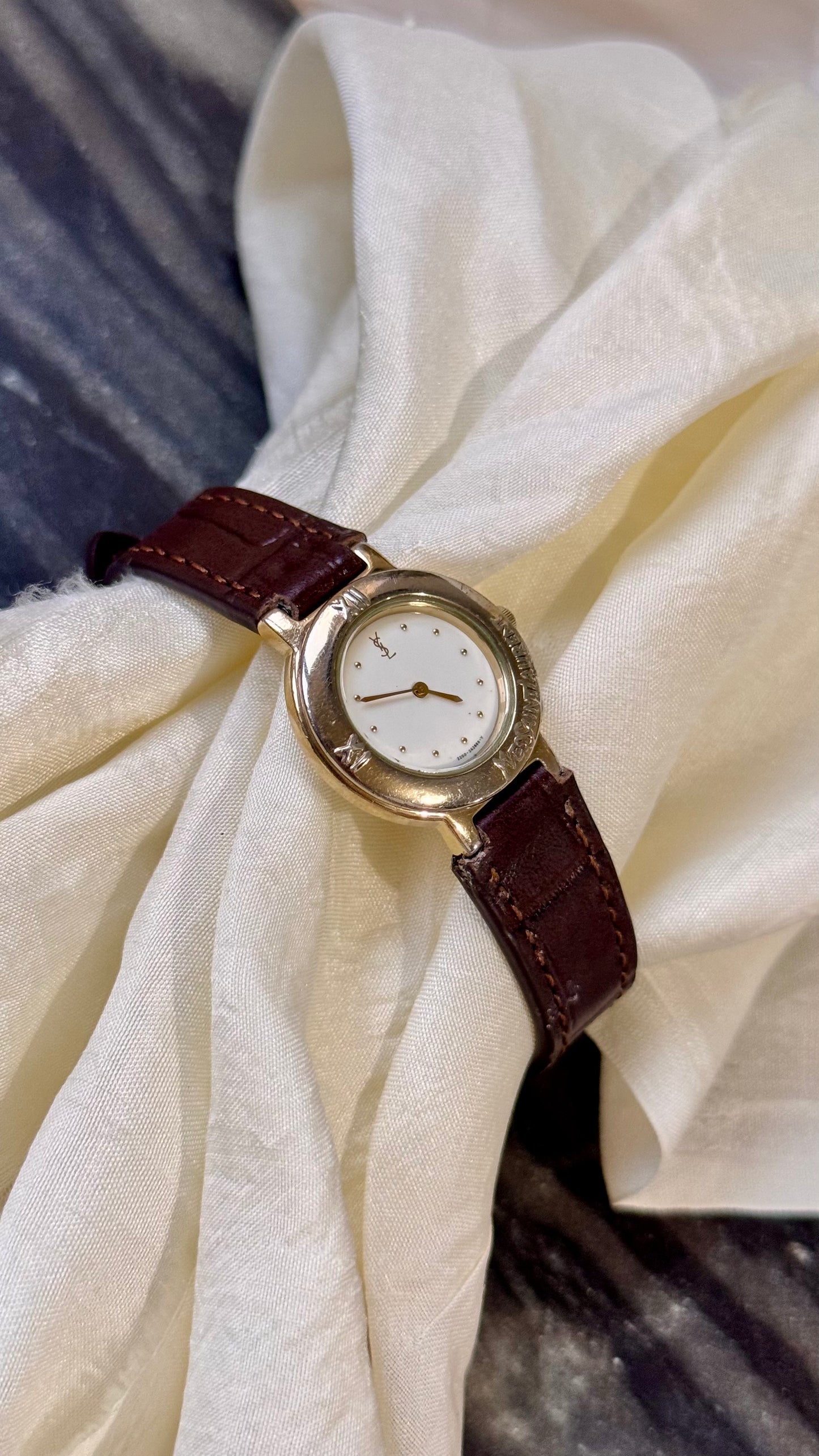 Yves Saint Laurent vintage watch (YSL) 1990s - Bespoke genuine leather