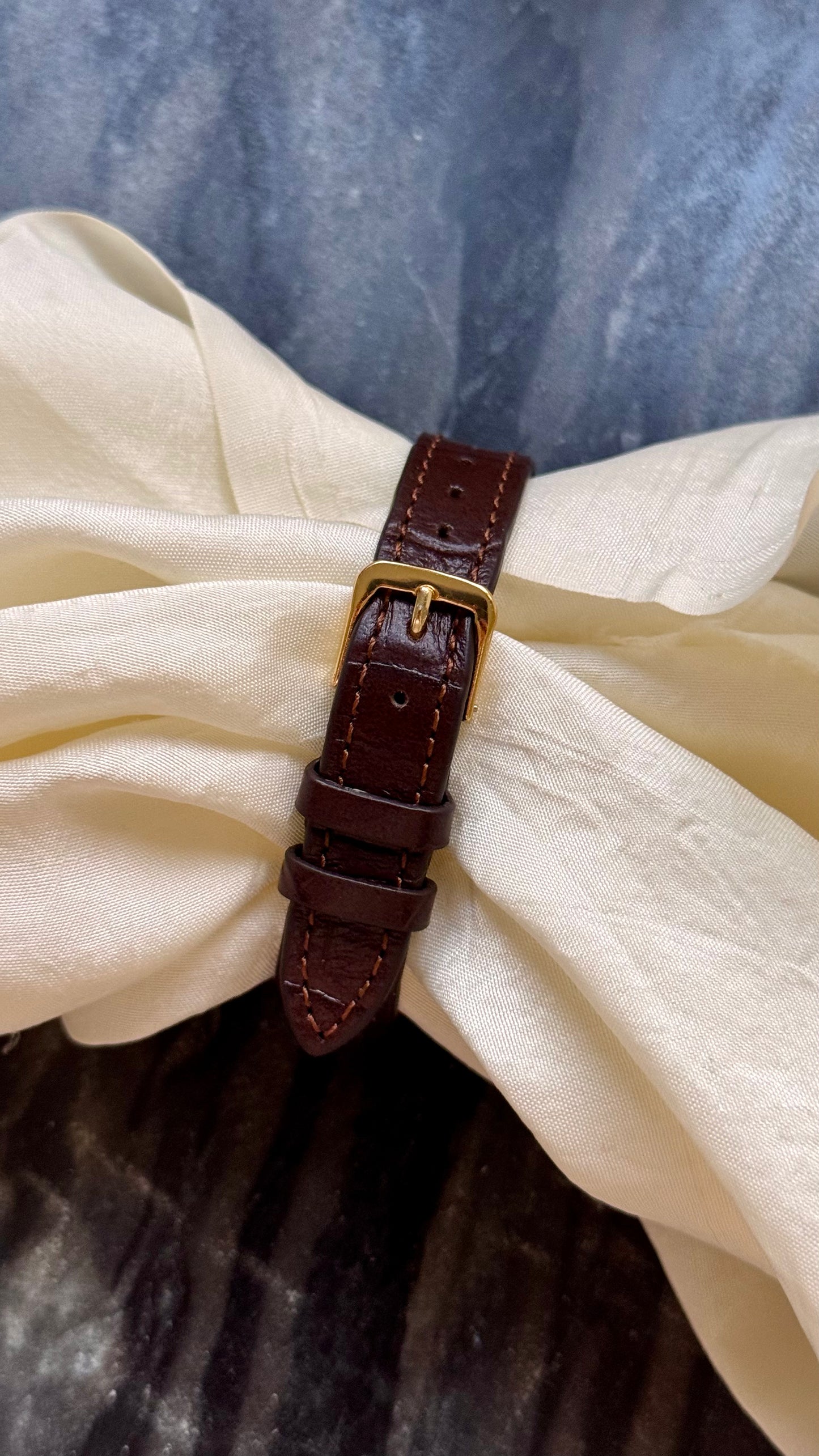 Yves Saint Laurent vintage watch (YSL) 1990s - Bespoke genuine leather