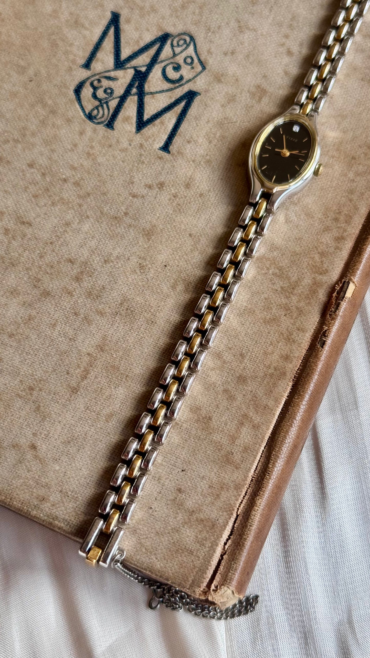 Super rare 1991 Vintage Seiko Tissé Watch - Diamond index