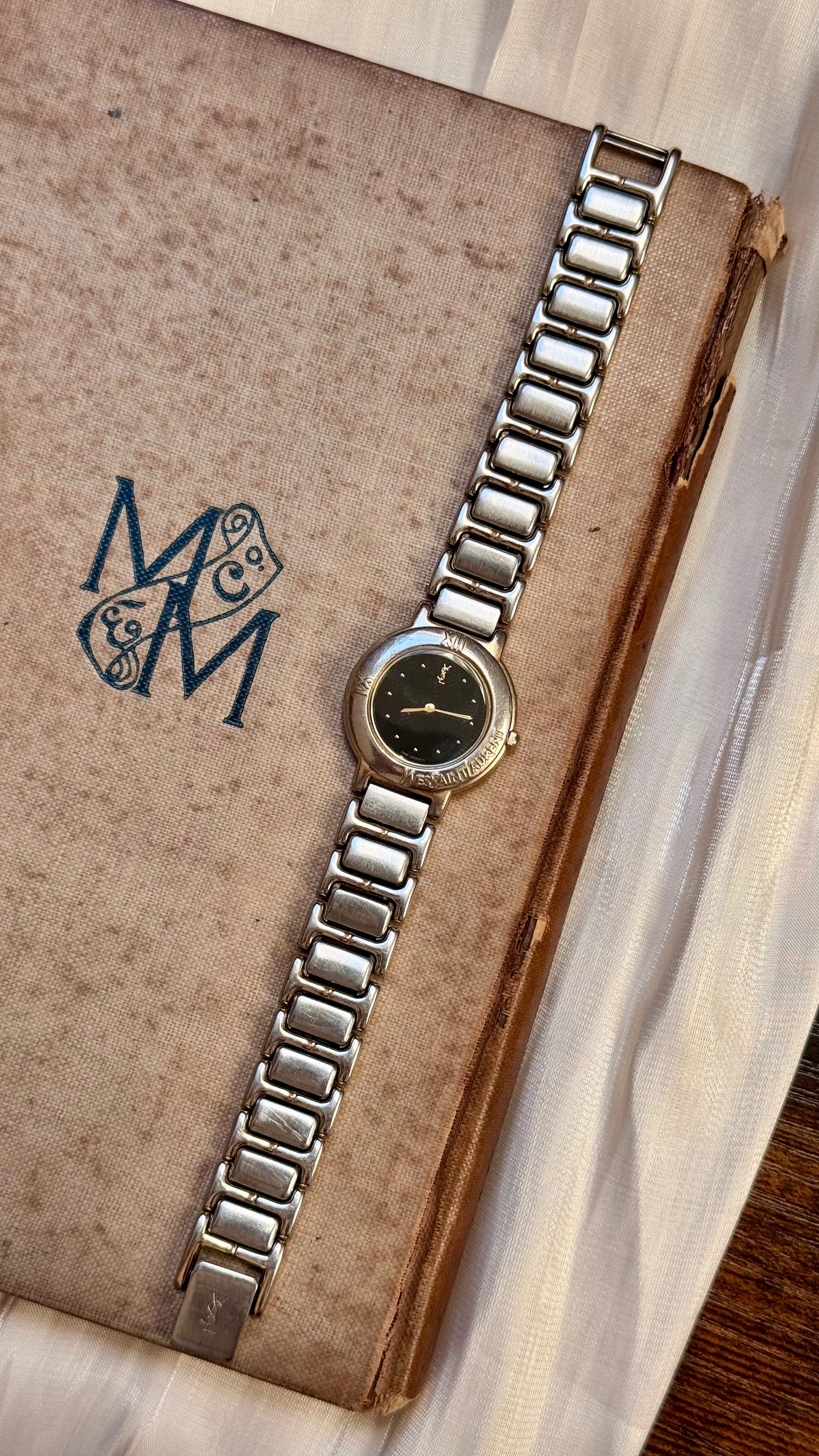 Yves Saint Laurent vintage watch (YSL) 1990s
