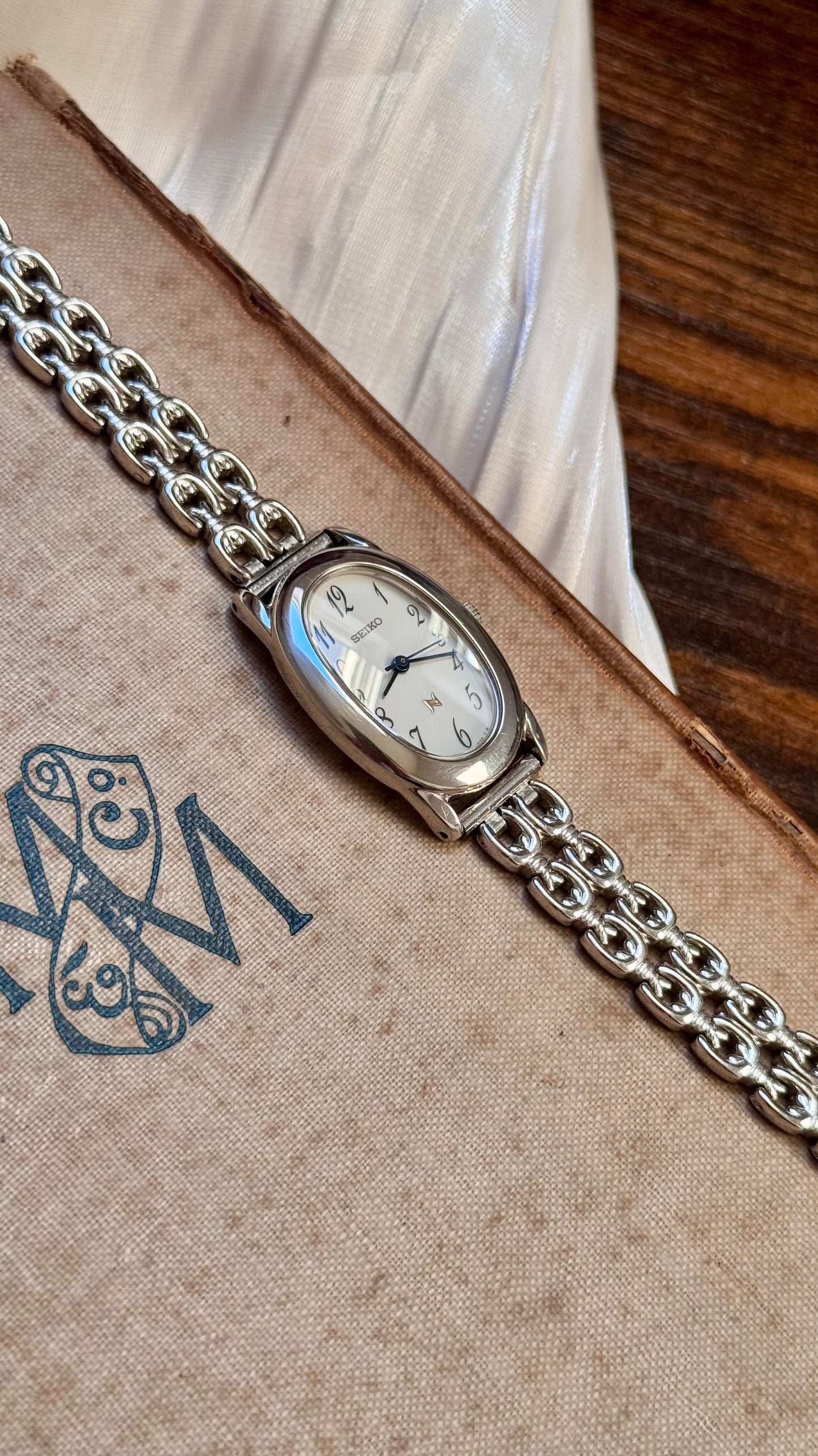 1998 Vintage Seiko Neue Watch